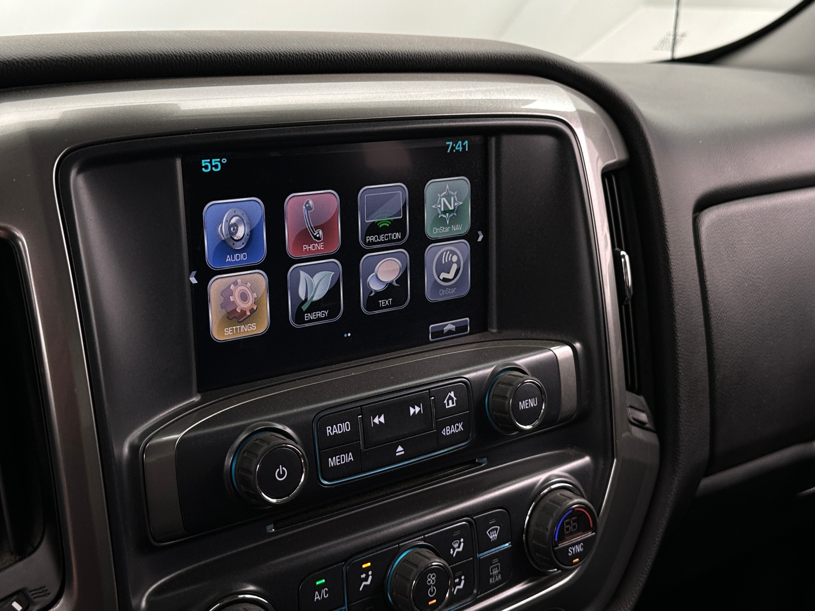 Thumbnail: 2018 Chevrolet Silverado 1500 - 4