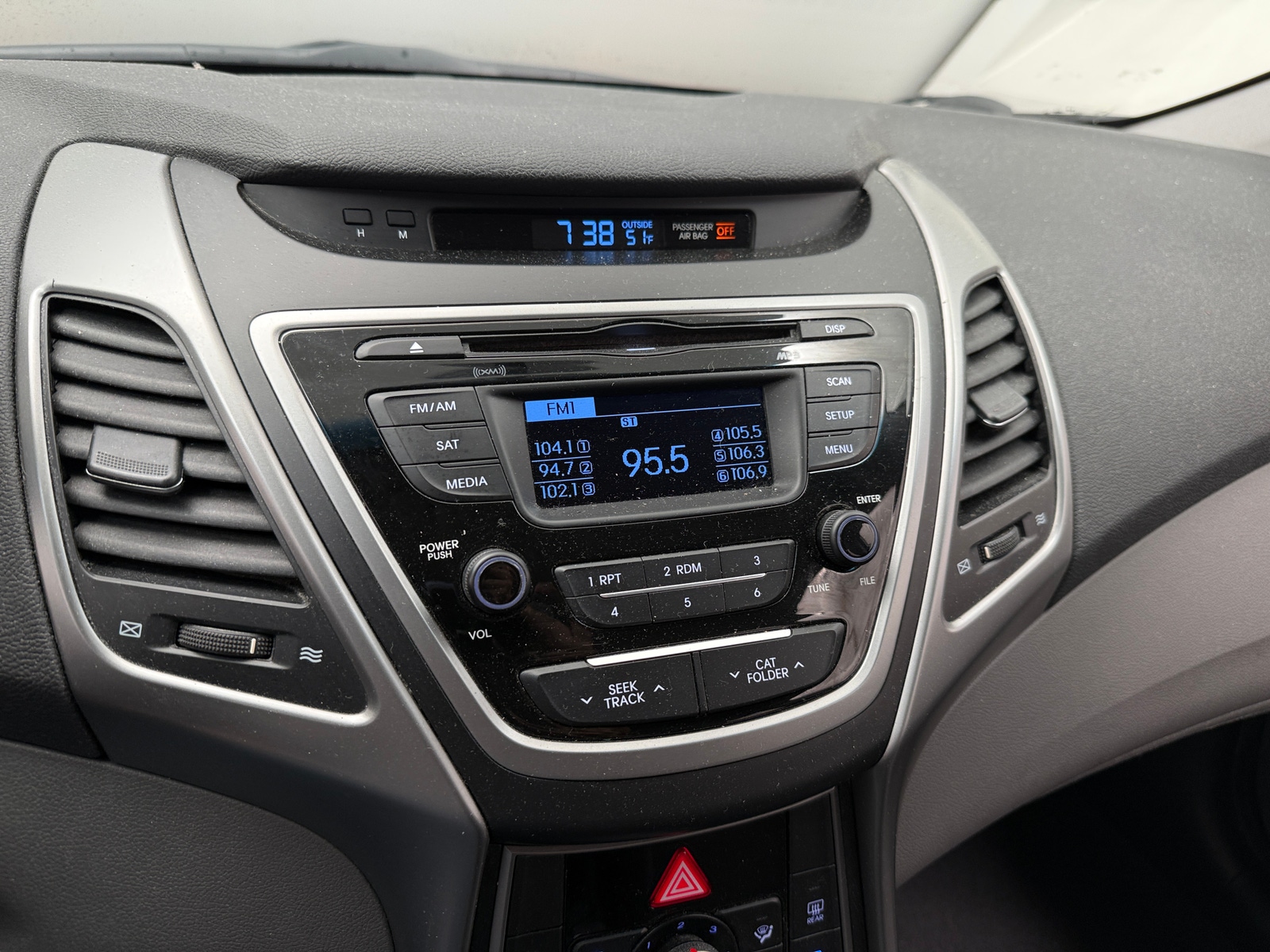 Thumbnail: 2016 Hyundai Elantra - 4