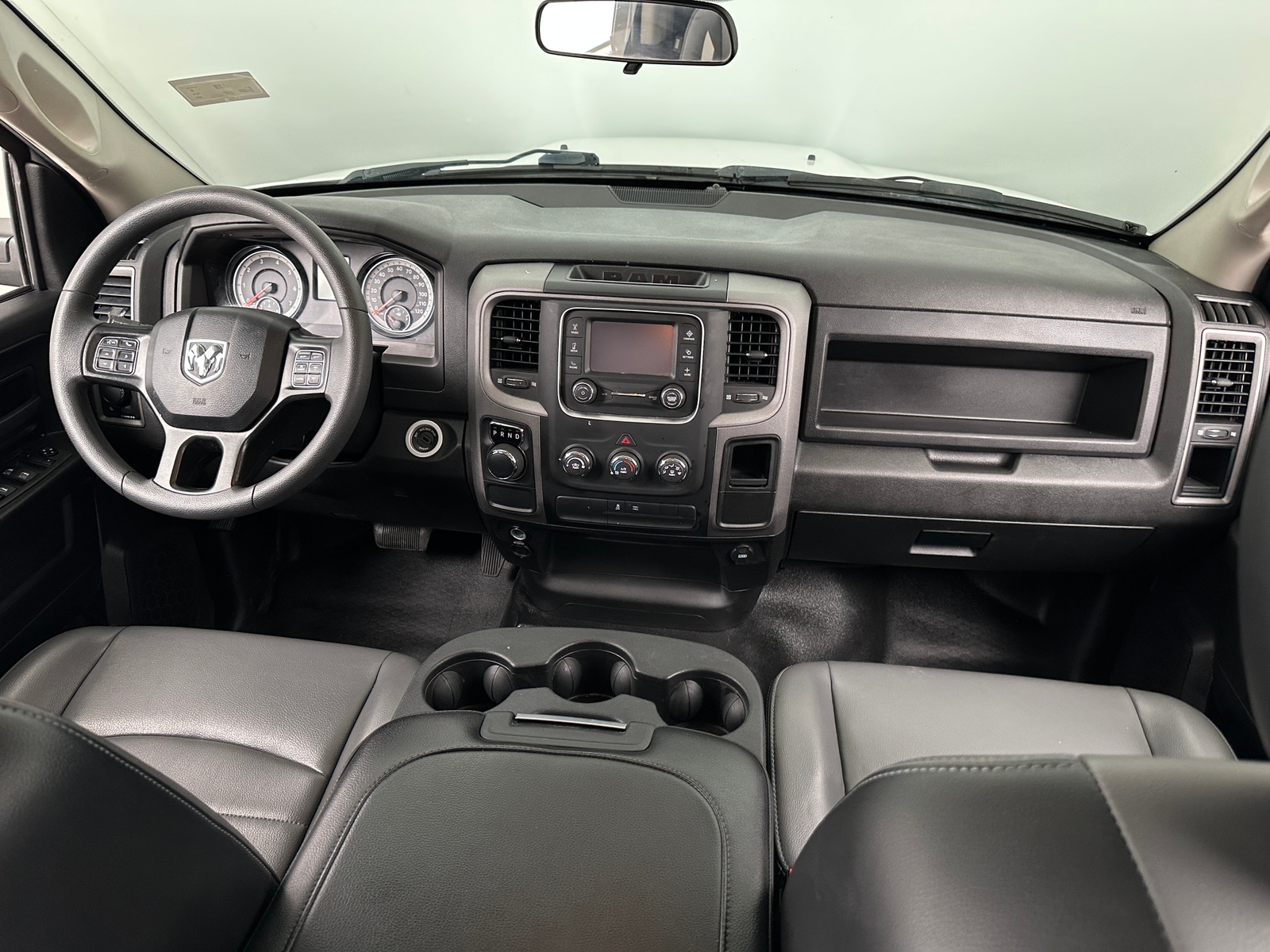 Thumbnail: 2022 RAM 1500 Classic - 2