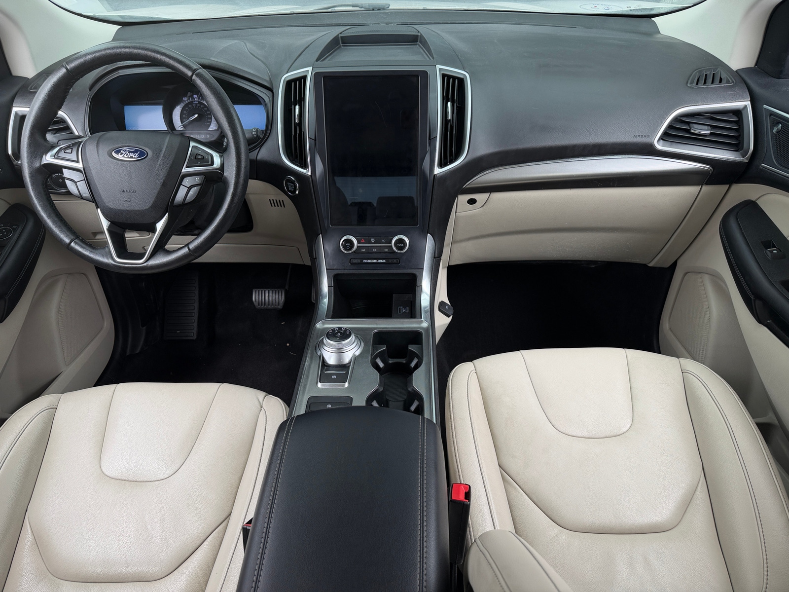 Thumbnail: 2022 Ford Edge - 2