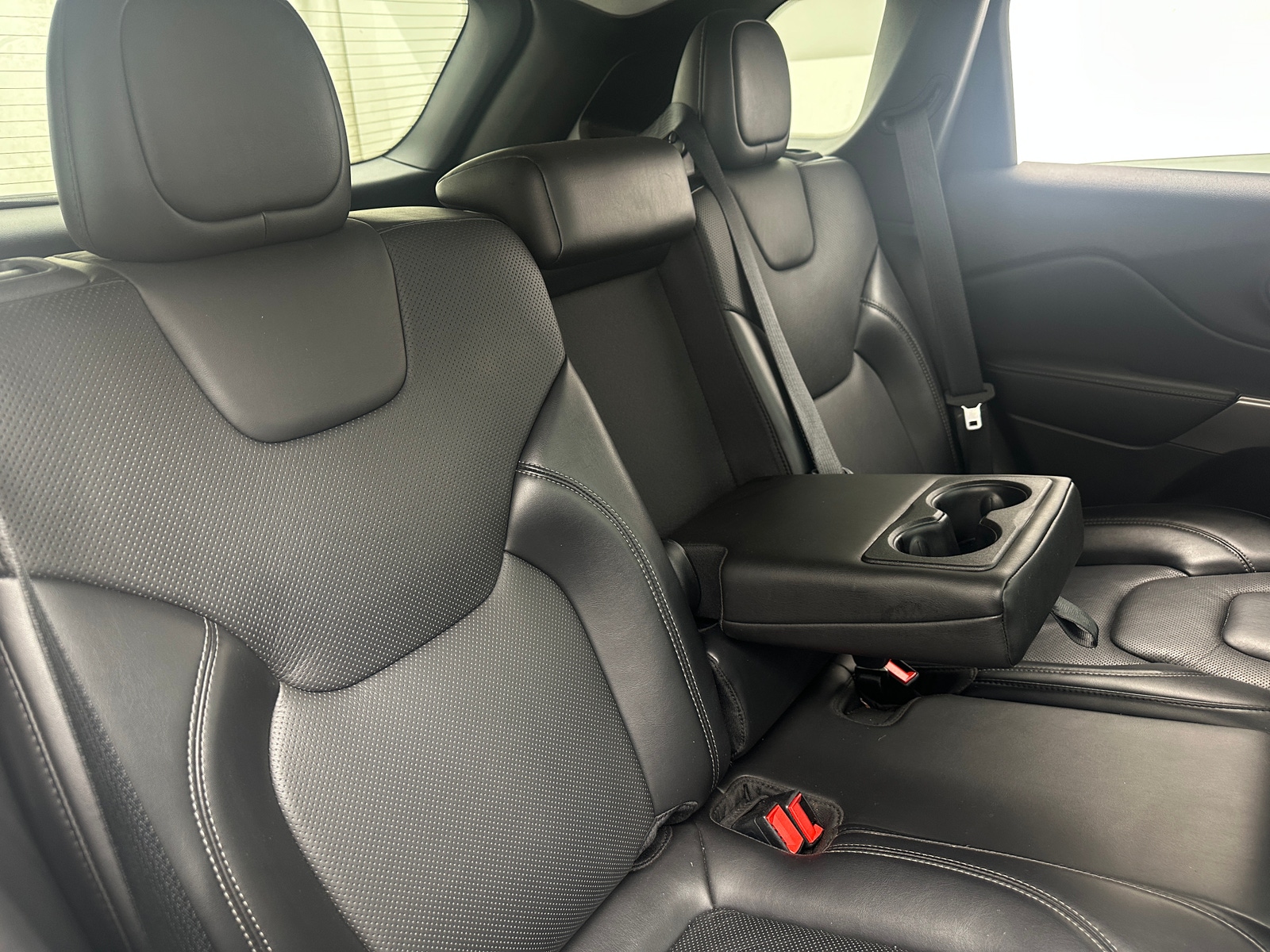 Thumbnail: 2021 Jeep Cherokee - 5