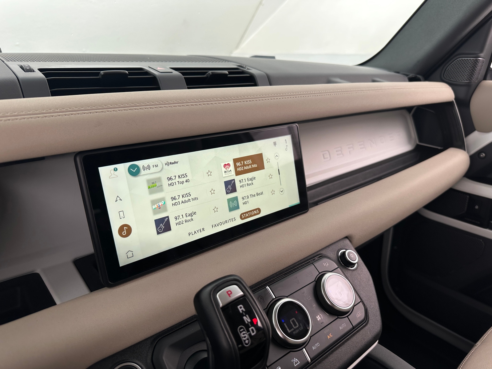 Thumbnail: 2023 Land Rover Defender - 2