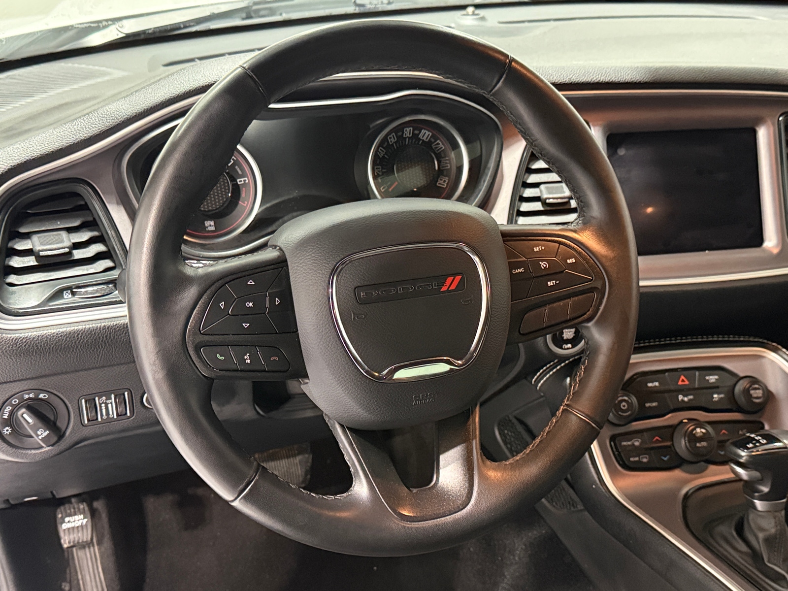 Thumbnail: 2022 Dodge Challenger - 4