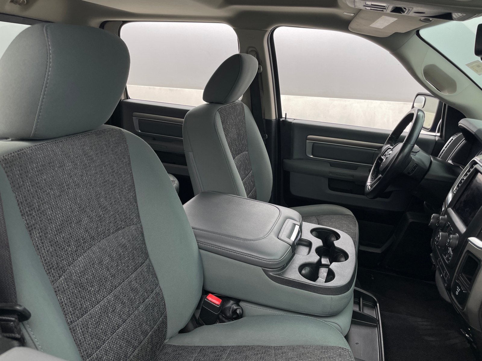 Thumbnail: 2019 RAM 1500 Classic - 2