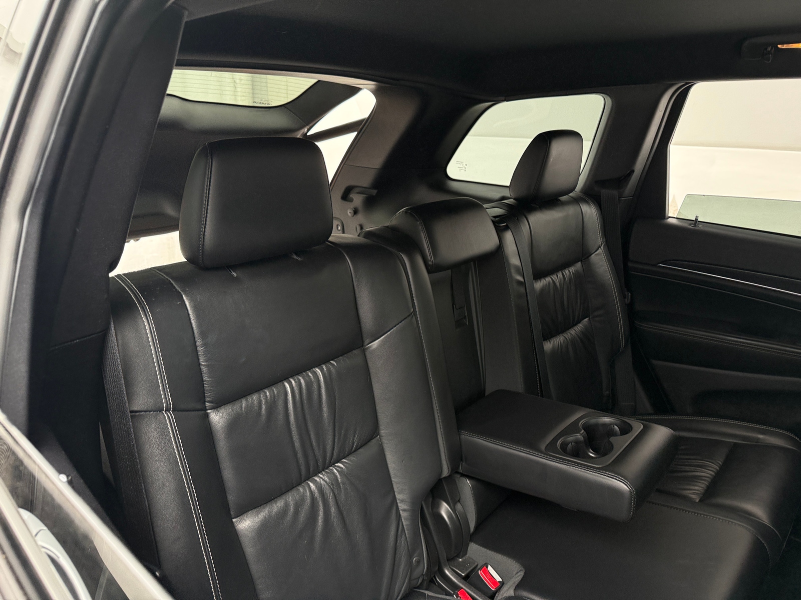 Thumbnail: 2015 Jeep Grand Cherokee - 5