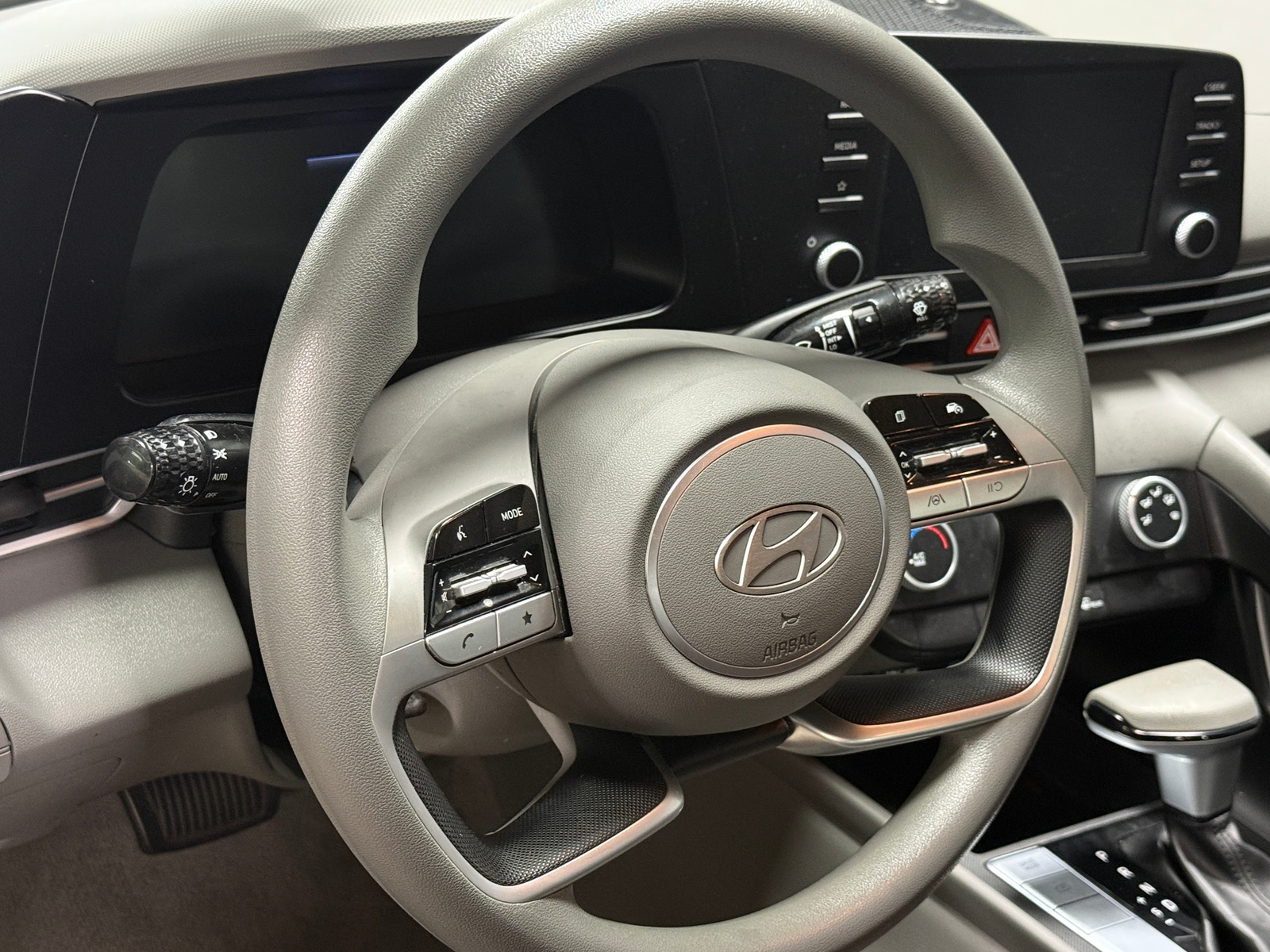 Thumbnail: 2024 Hyundai Elantra - 5