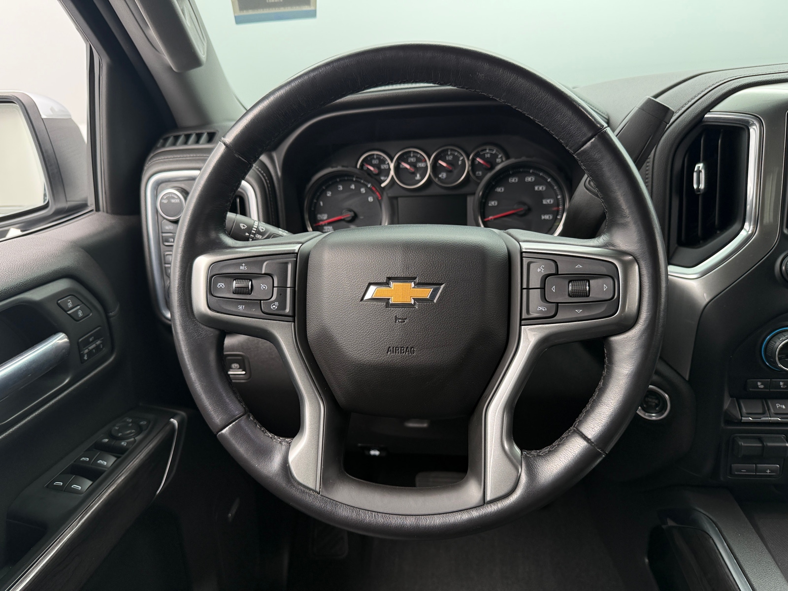 Thumbnail: 2021 Chevrolet Silverado 1500 - 4