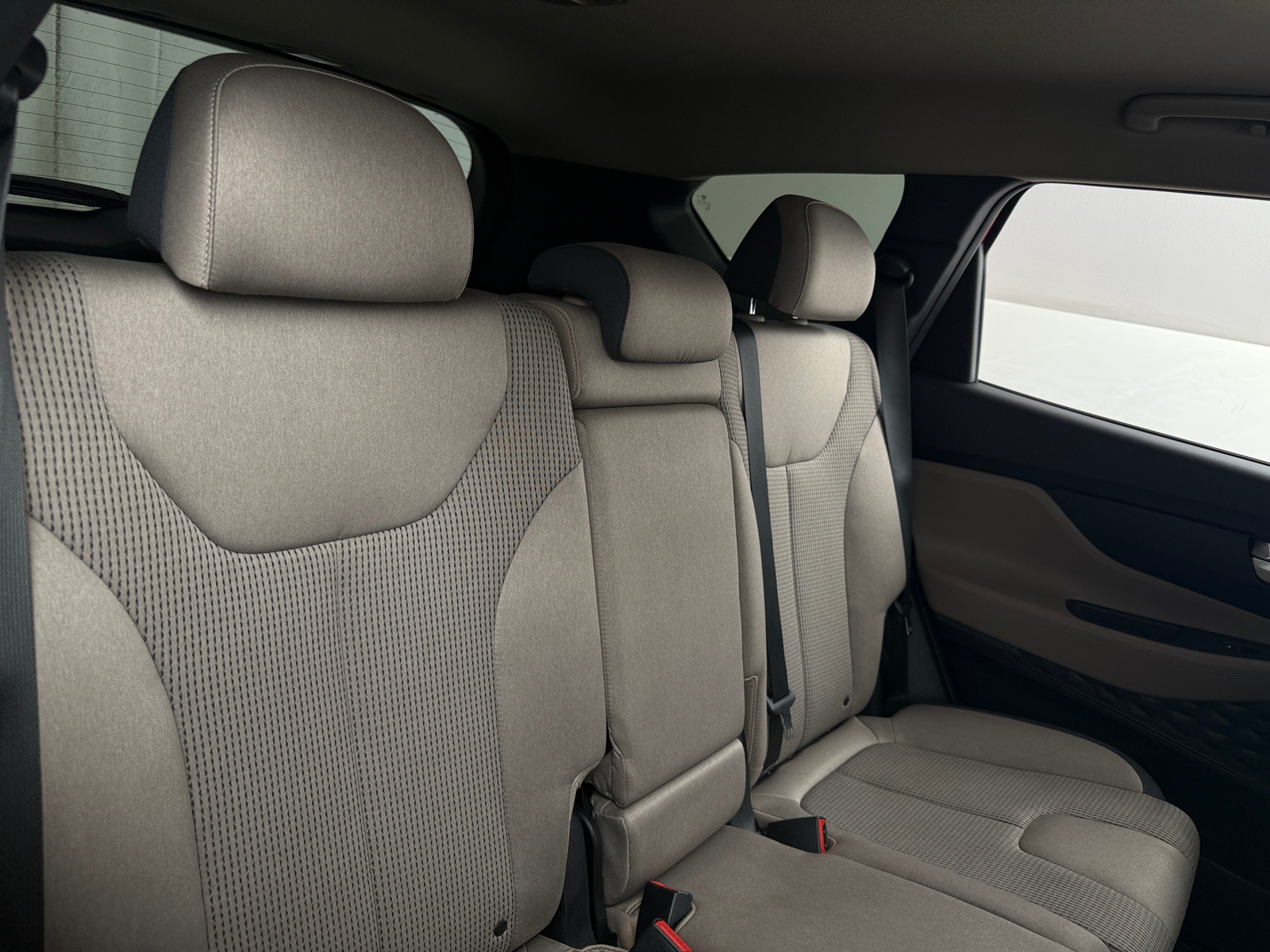 Thumbnail: 2023 Hyundai Santa Fe - 6