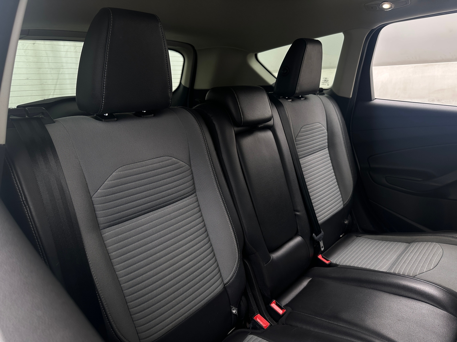 Thumbnail: 2018 Ford Escape - 6