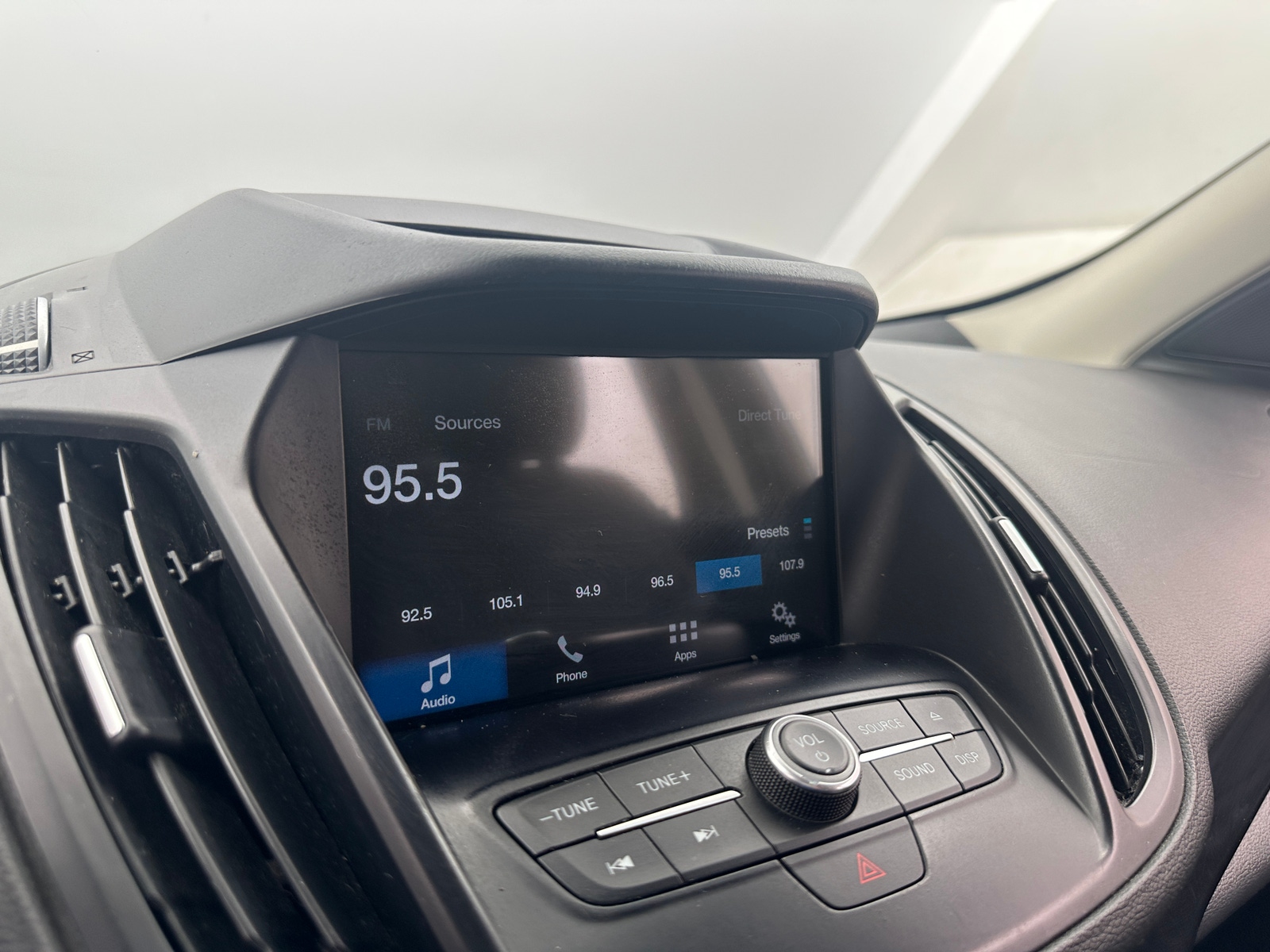 Thumbnail: 2018 Ford Escape - 4