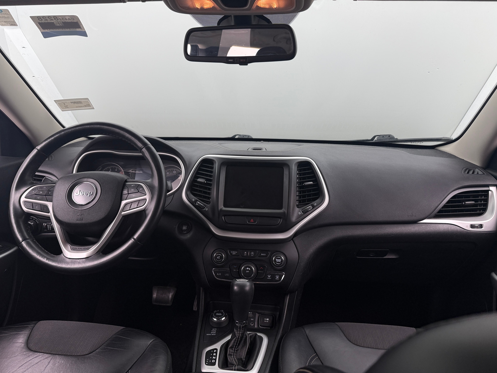 Thumbnail: 2018 Jeep Cherokee - 3