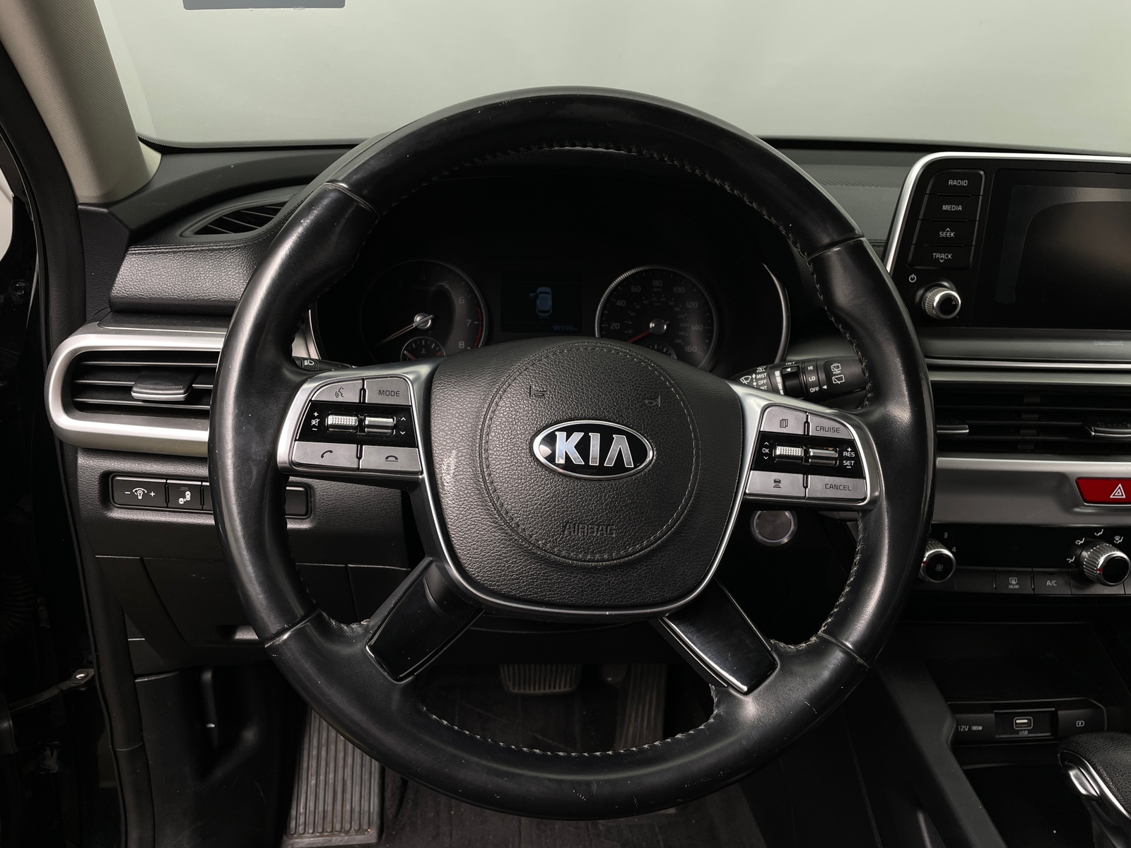 Thumbnail: 2020 Kia Telluride - 4