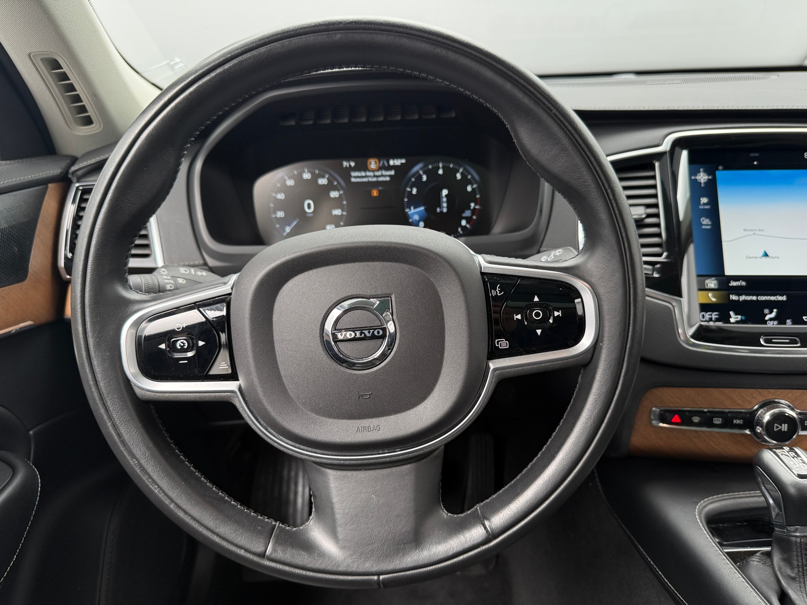 Thumbnail: 2020 Volvo XC90 - 4