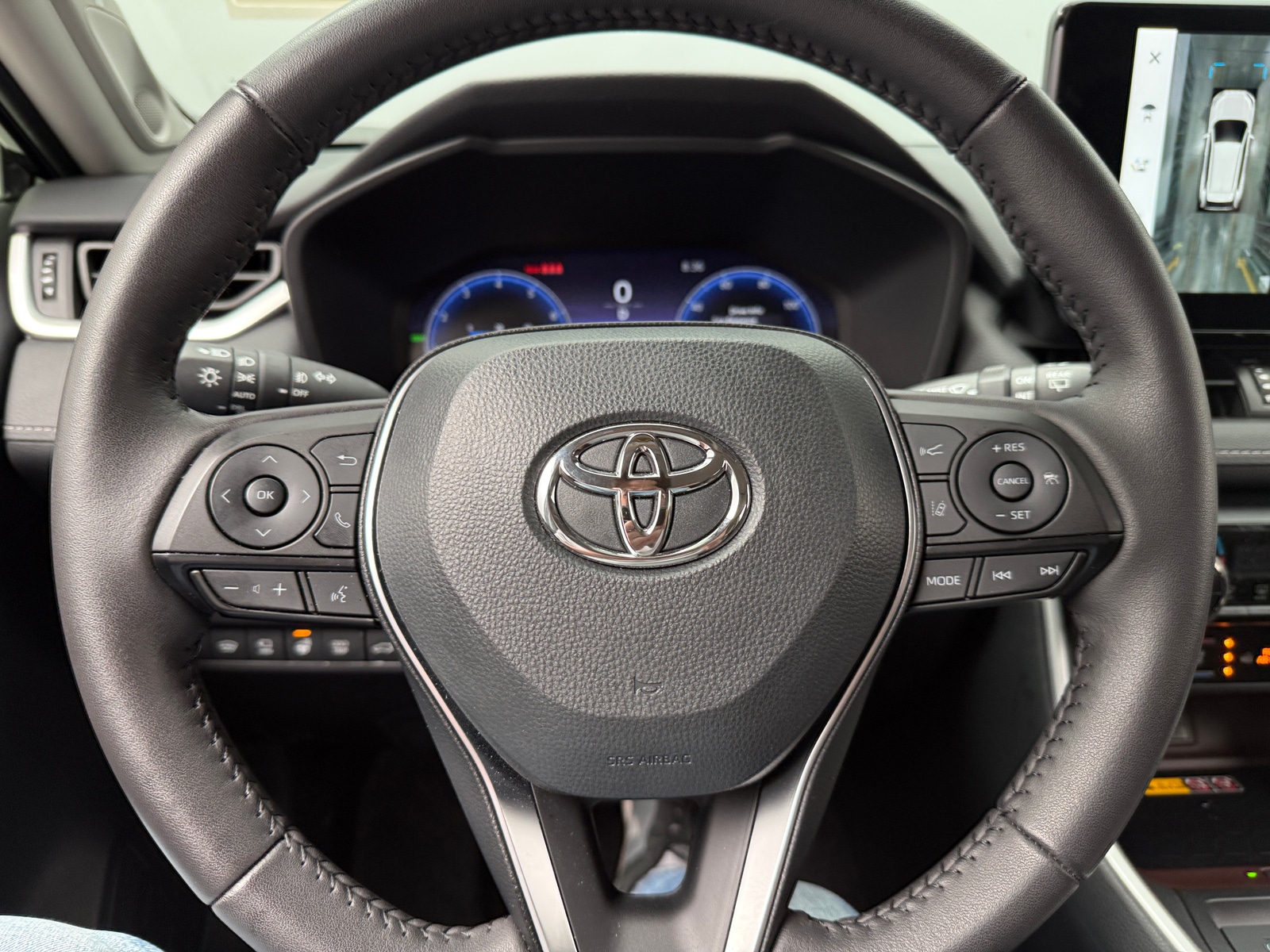 Thumbnail: 2025 Toyota RAV4 - 5