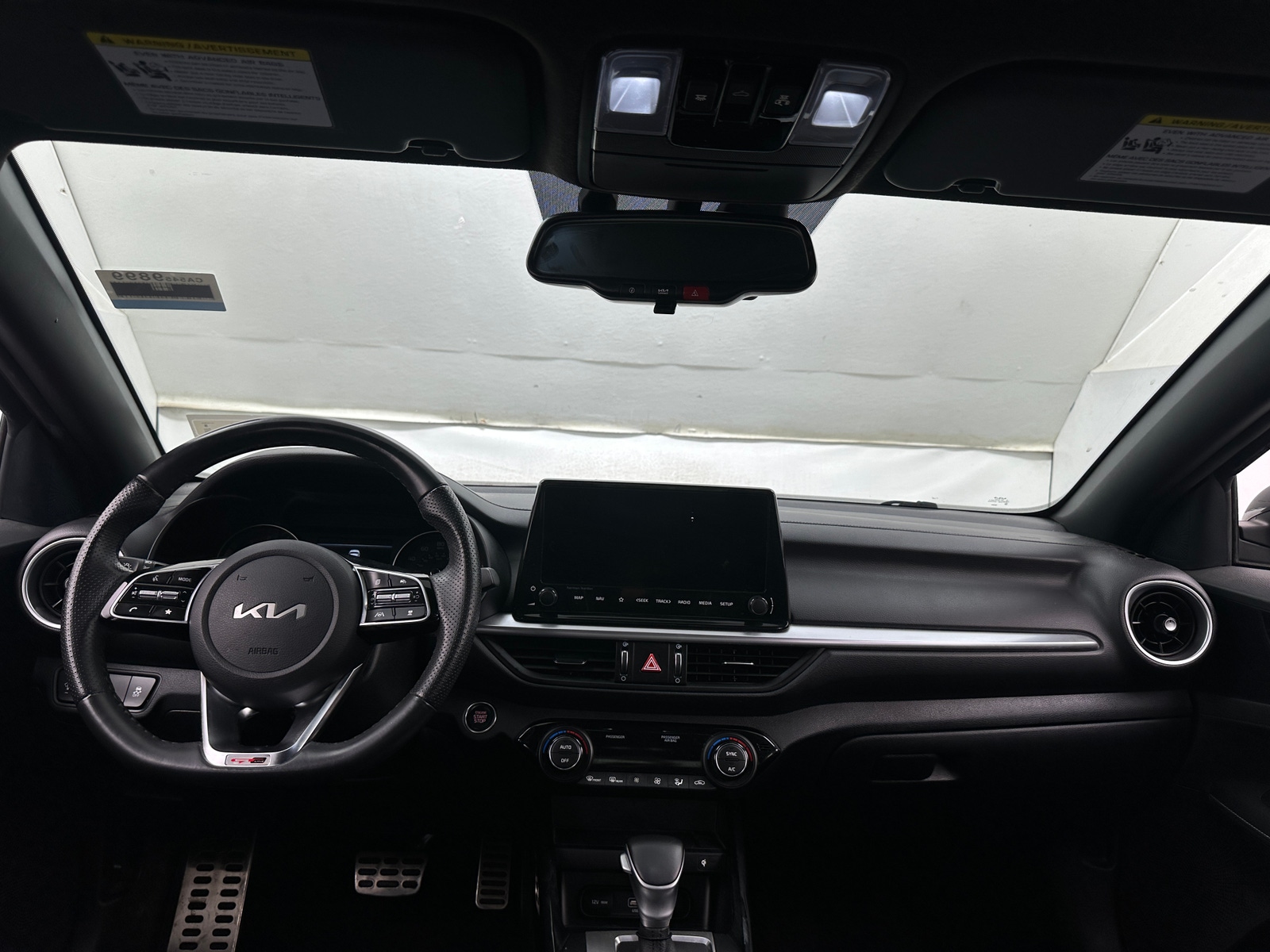 Thumbnail: 2023 Kia Forte - 3