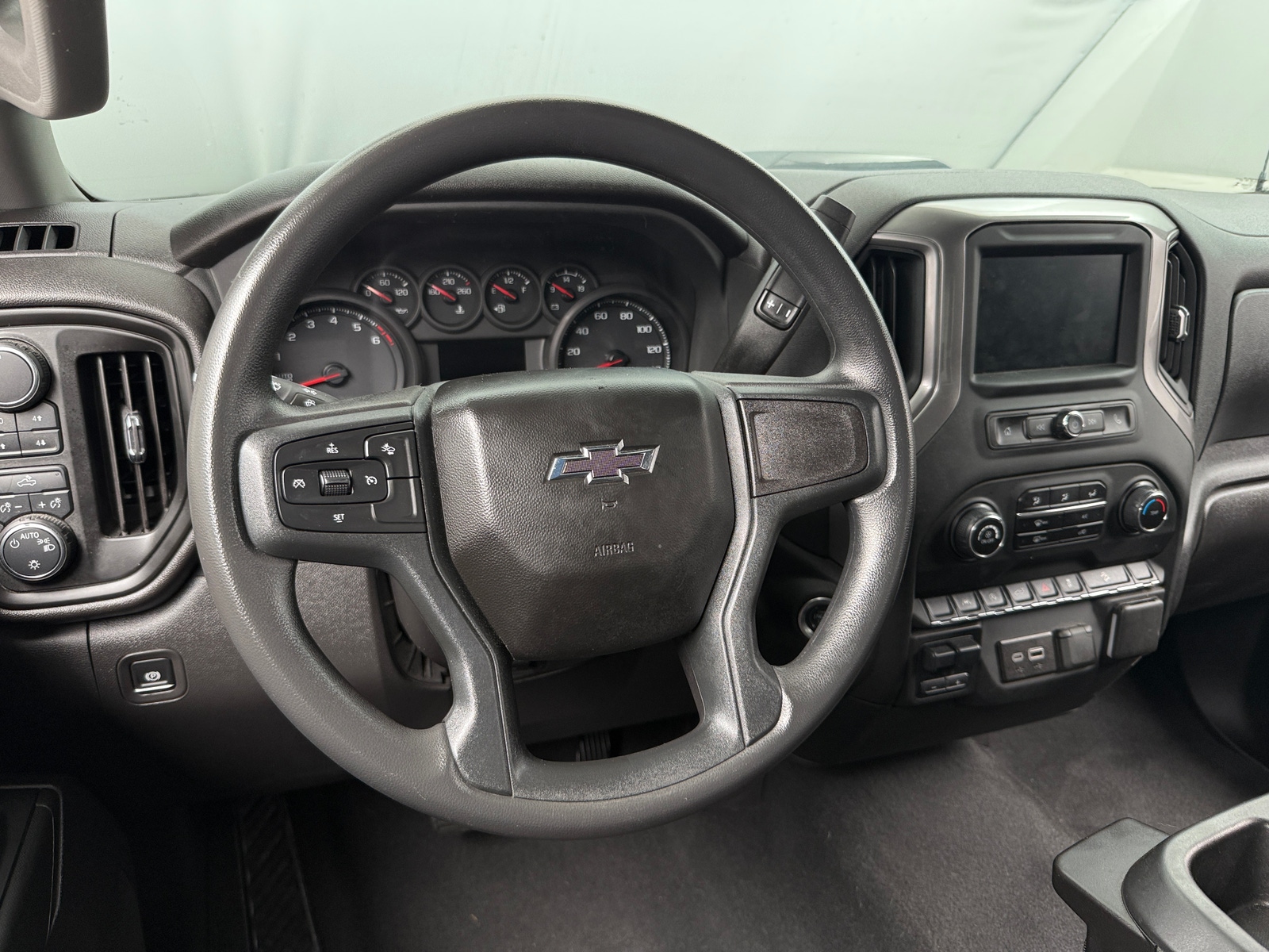 Thumbnail: 2024 Chevrolet Silverado 1500 - 5