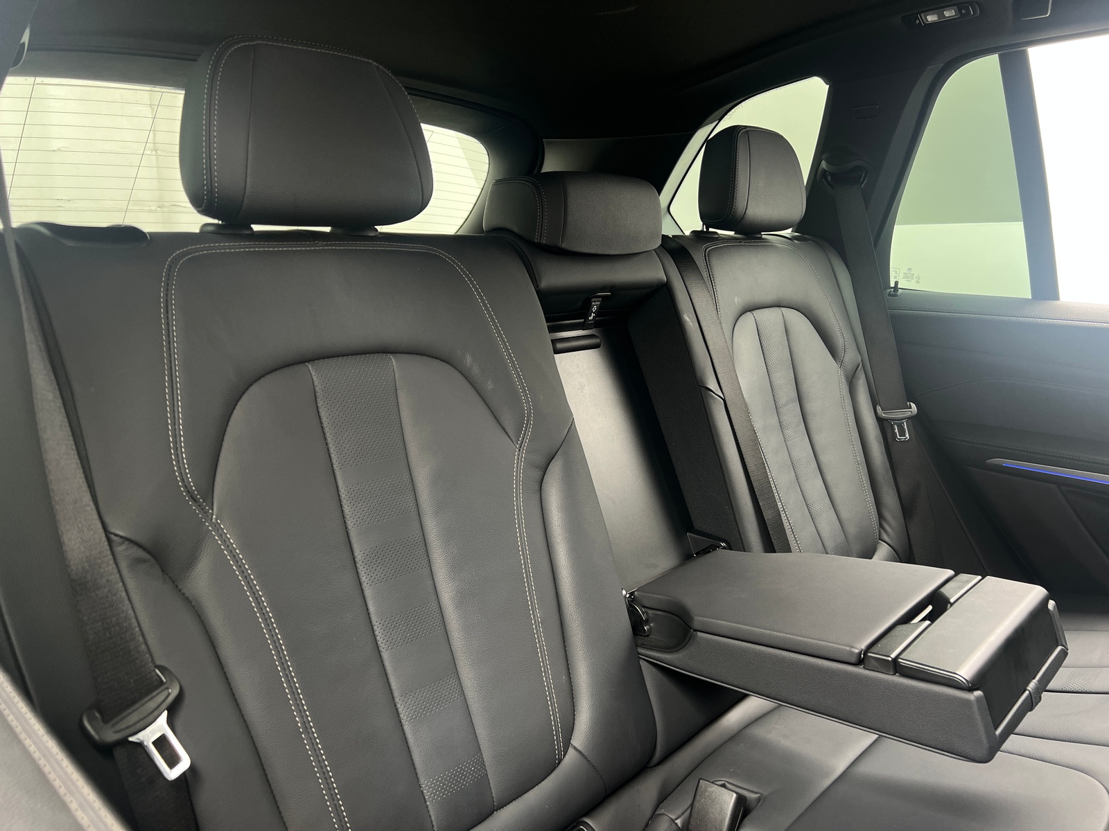 Thumbnail: 2022 BMW X5 - 6