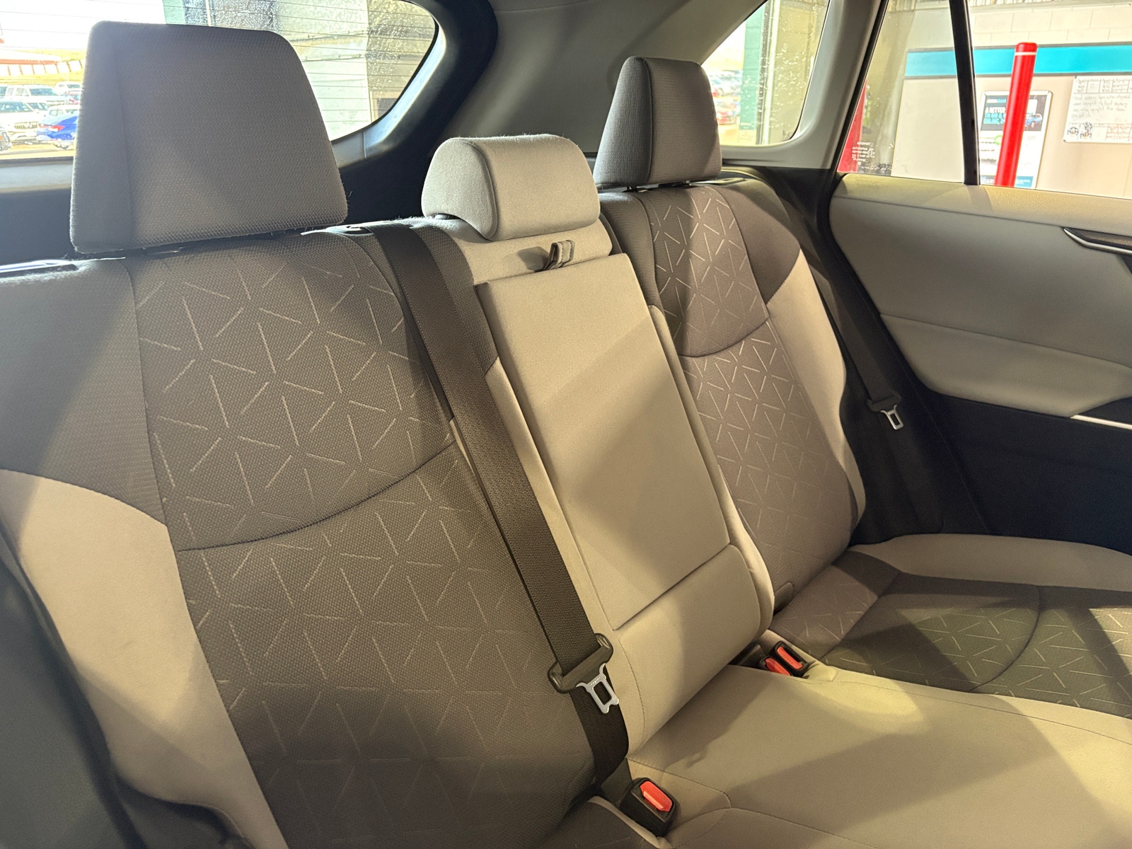 Thumbnail: 2019 Toyota RAV4 - 6