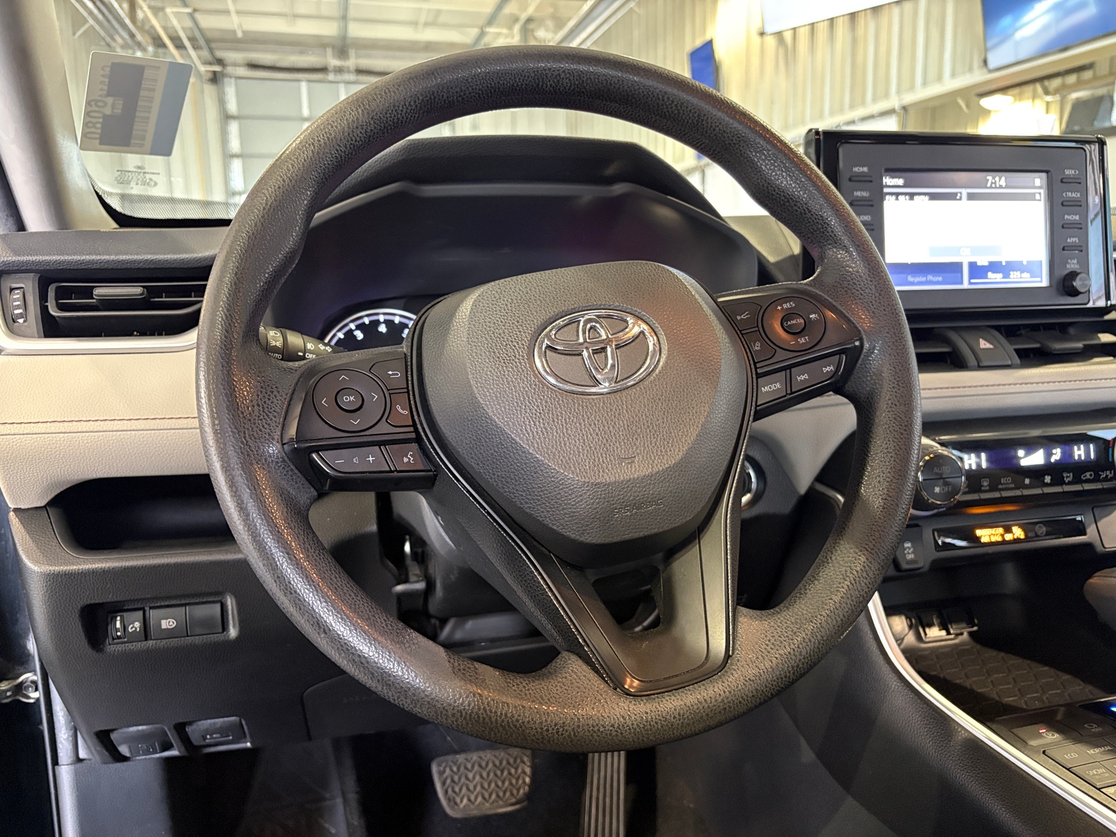 Thumbnail: 2019 Toyota RAV4 - 5