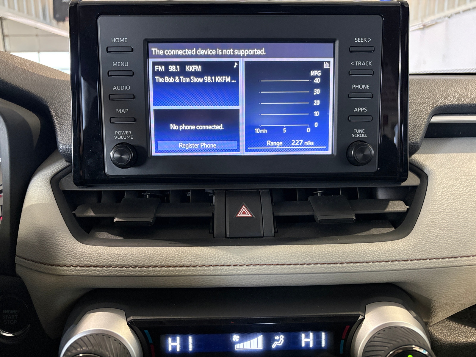 Thumbnail: 2019 Toyota RAV4 - 4