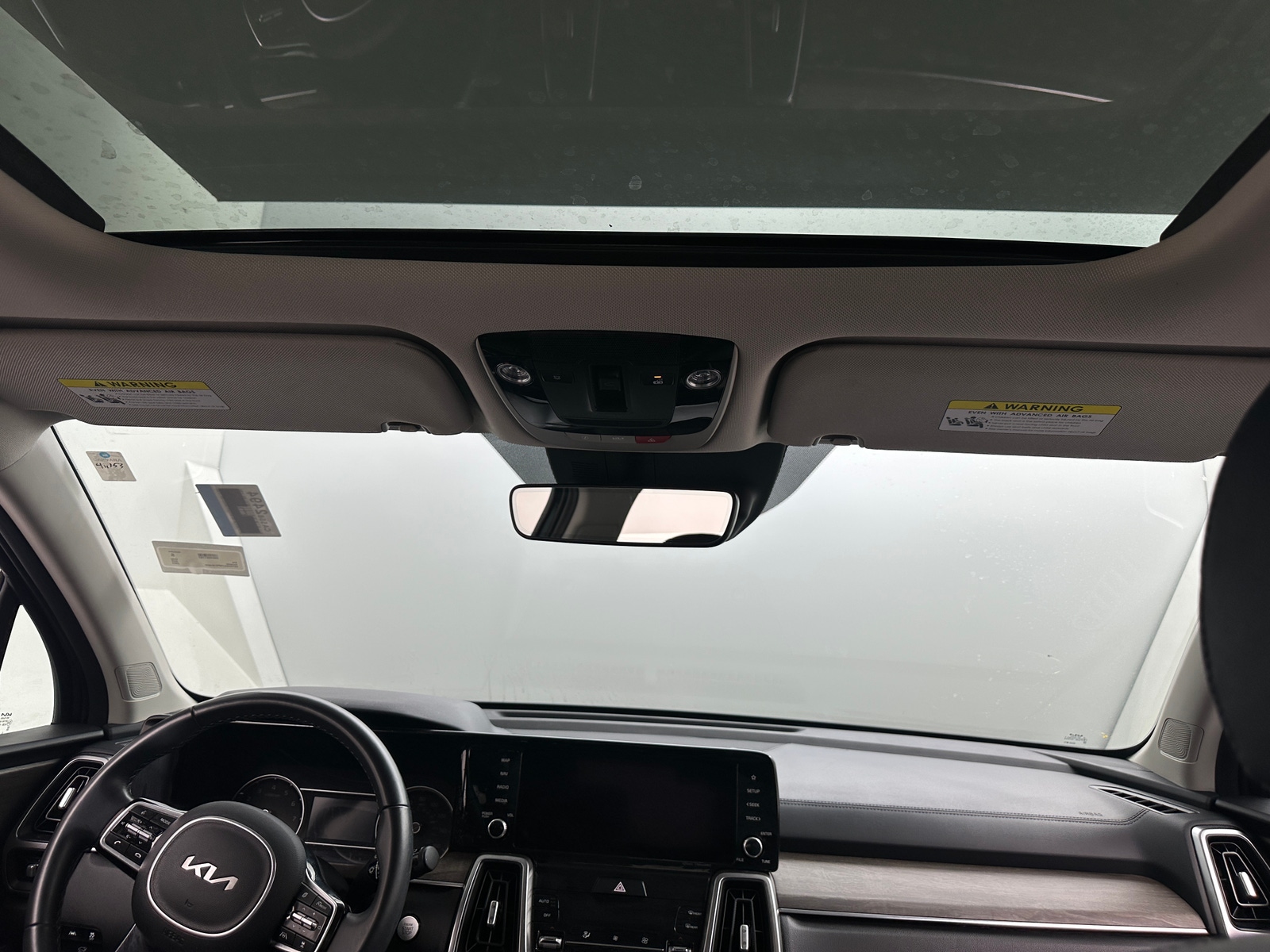 Thumbnail: 2023 Kia Sorento - 2