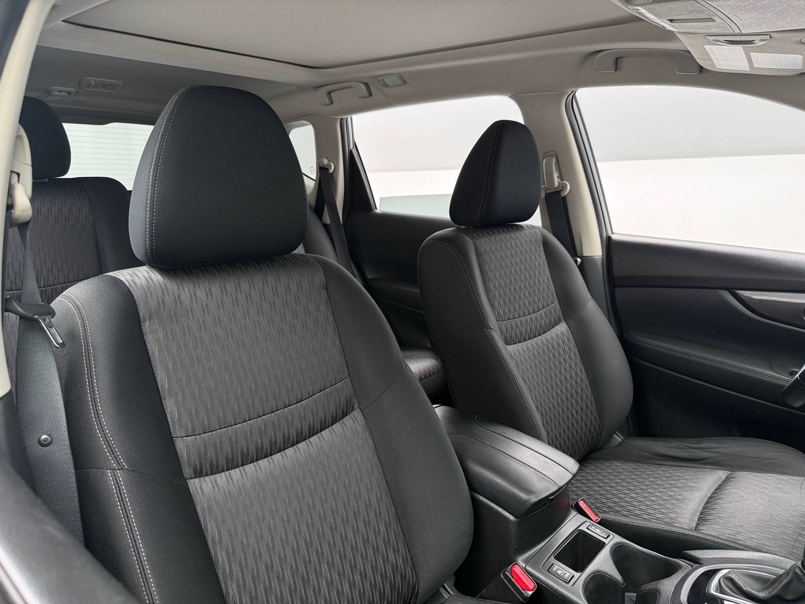 Thumbnail: 2019 Nissan Rogue - 2