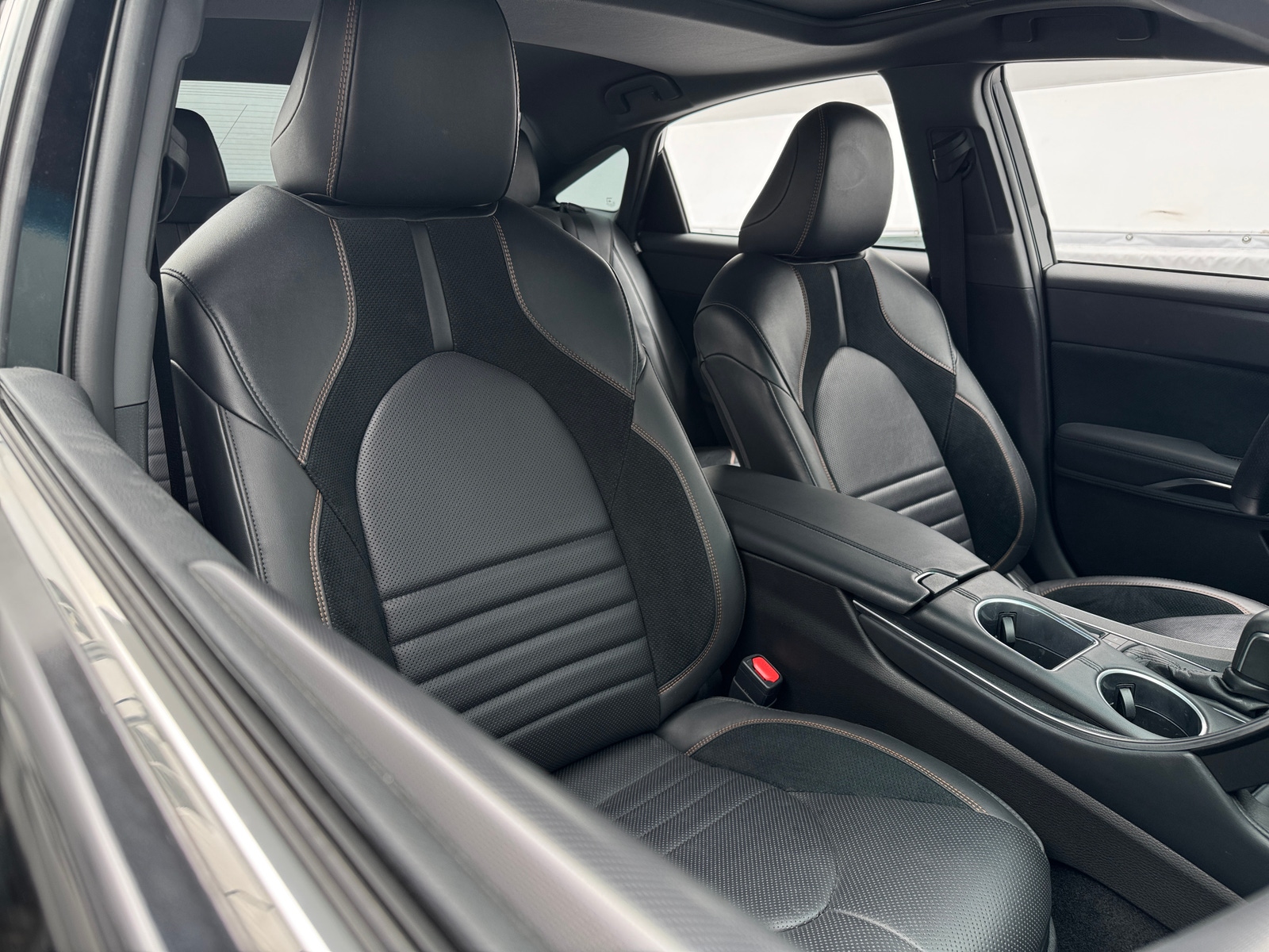 Thumbnail: 2019 Toyota Avalon - 2