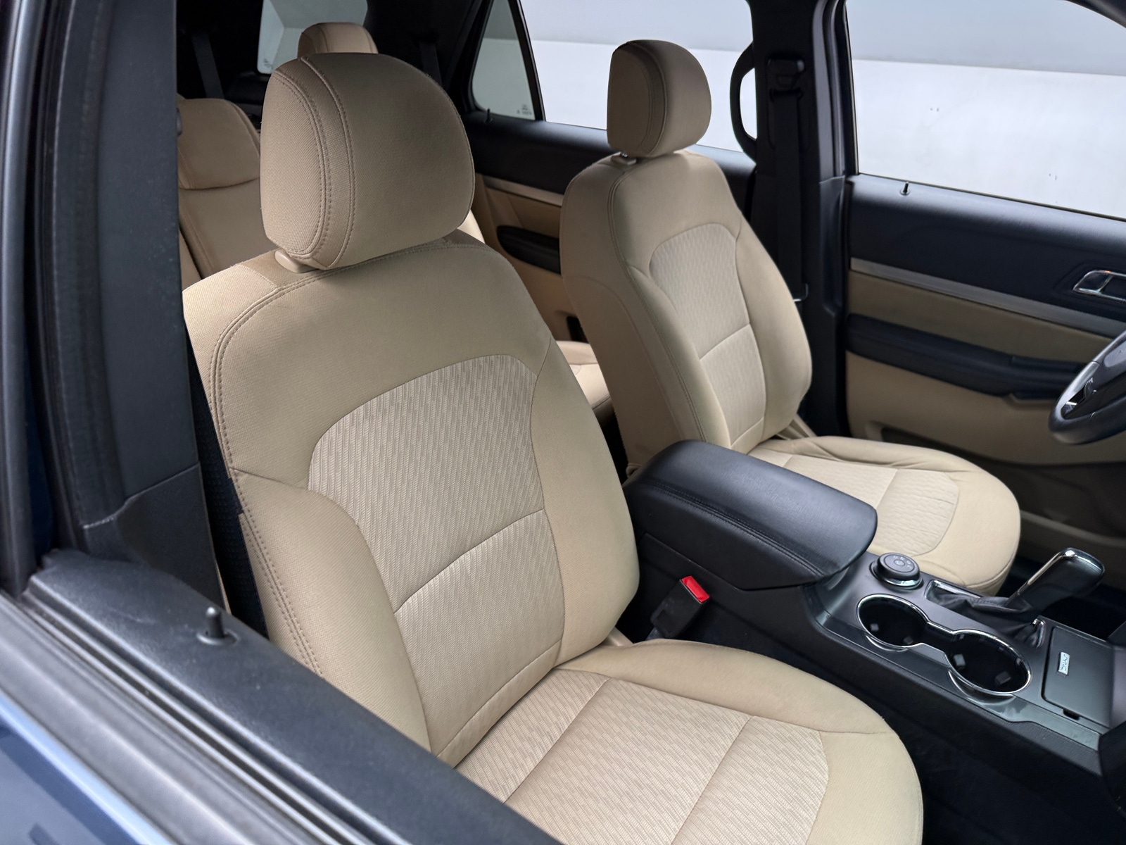Thumbnail: 2017 Ford Explorer - 2