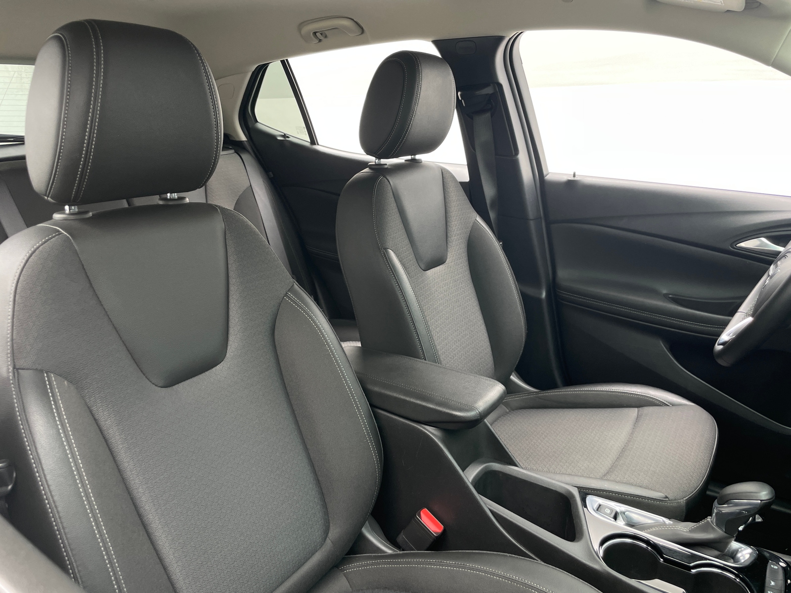 Thumbnail: 2025 Buick Encore GX - 2