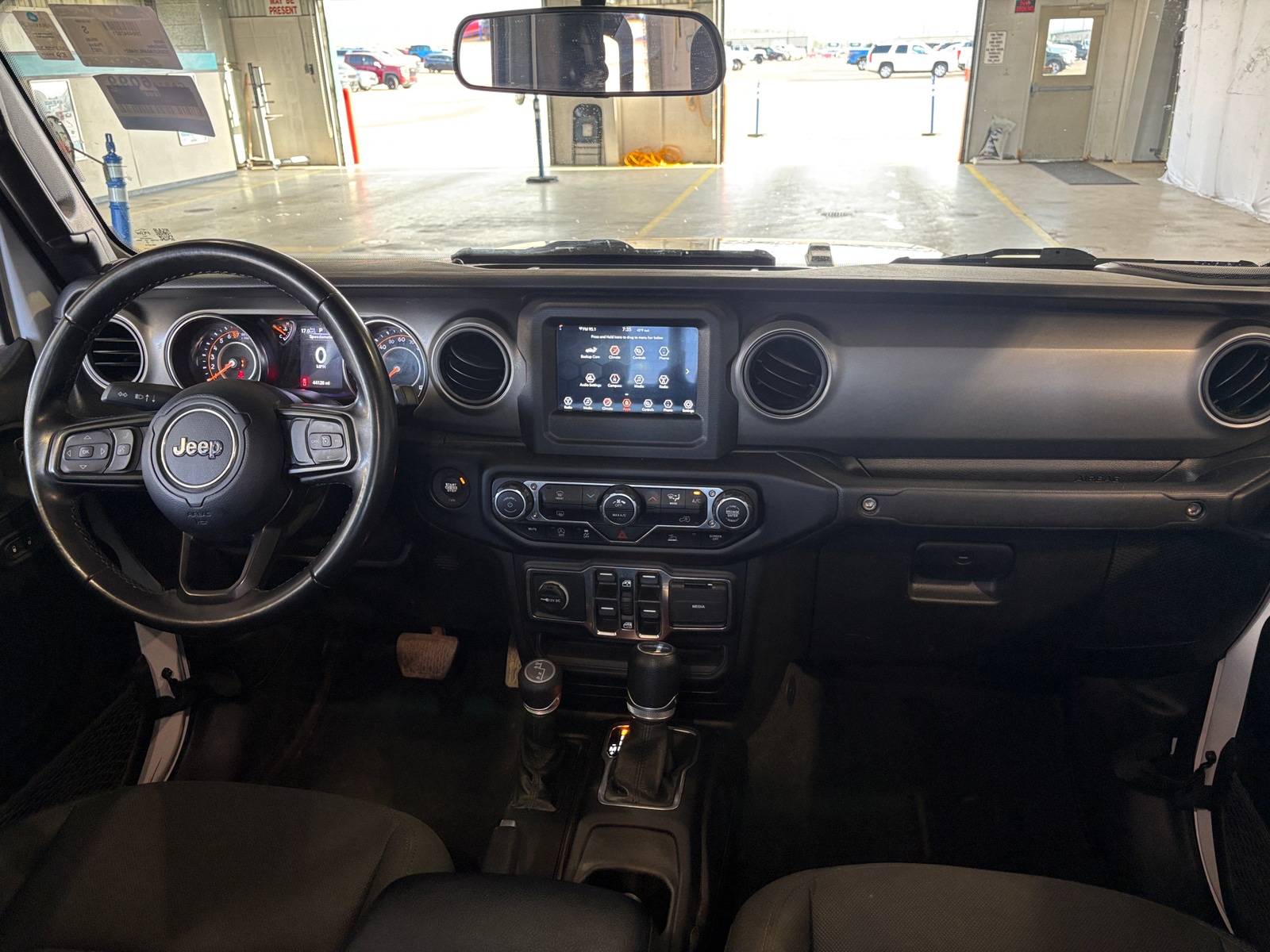 Thumbnail: 2022 Jeep Gladiator - 3
