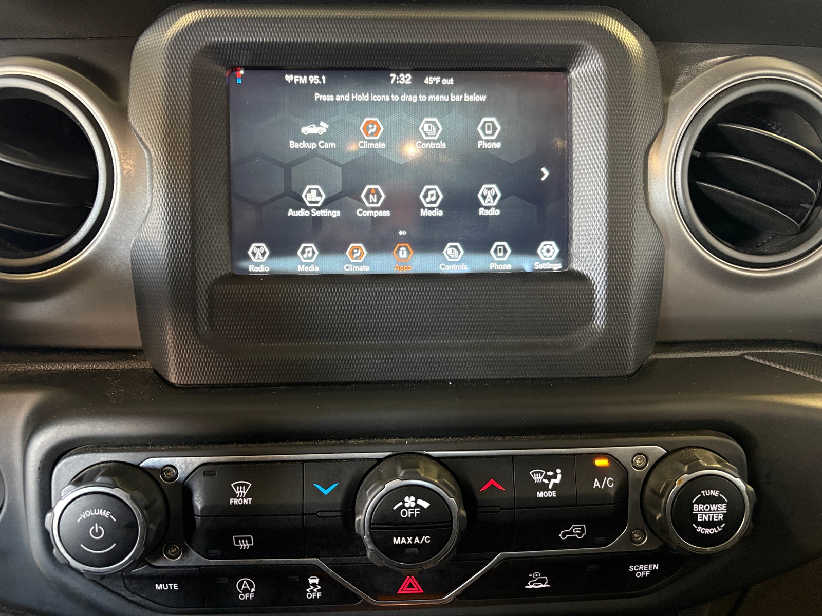 Thumbnail: 2022 Jeep Gladiator - 4