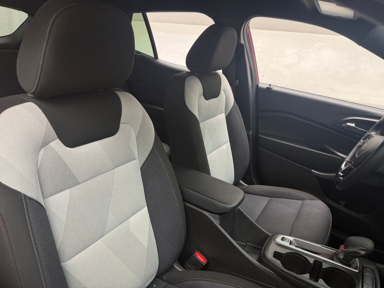 Thumbnail: 2025 Chevrolet Trax - 2