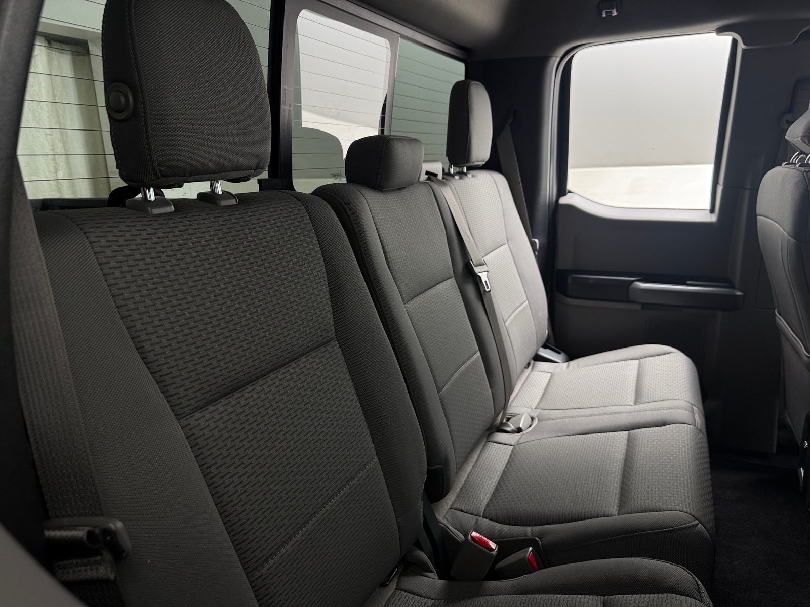 Thumbnail: 2016 Ford Econoline - 6