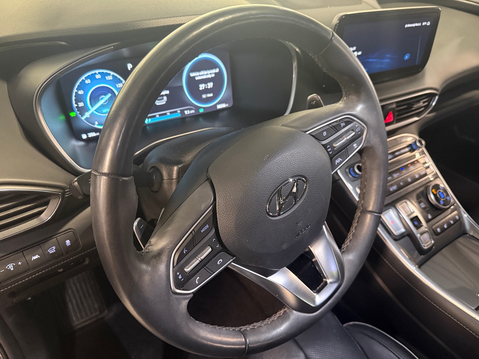 Thumbnail: 2023 Hyundai Santa Fe - 4