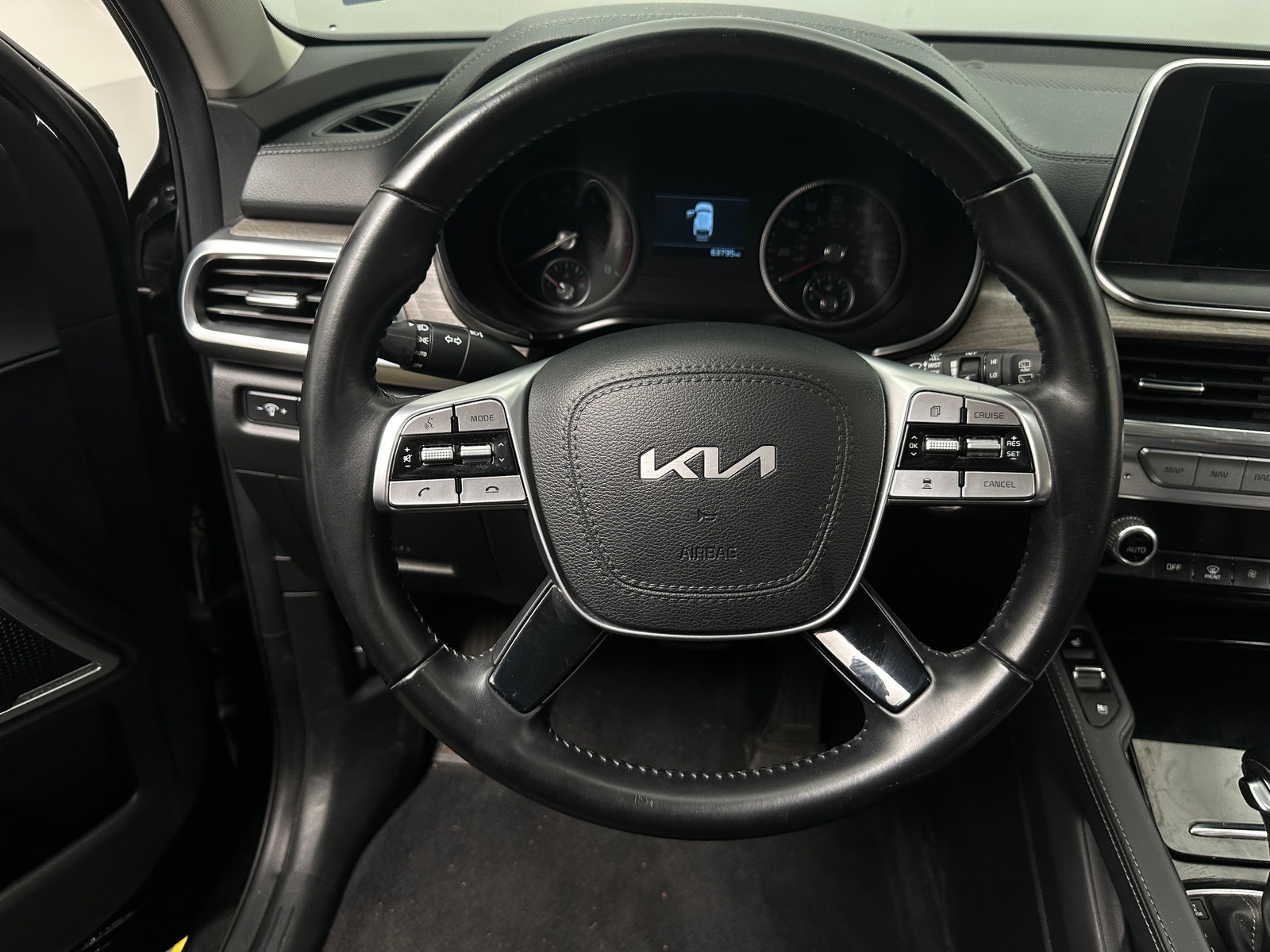 Thumbnail: 2022 Kia Telluride - 4