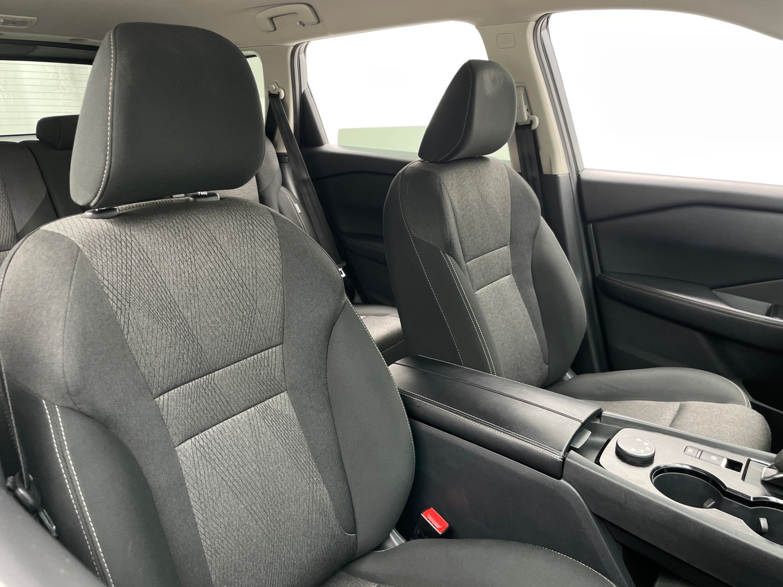 Thumbnail: 2025 Nissan Rogue - 2