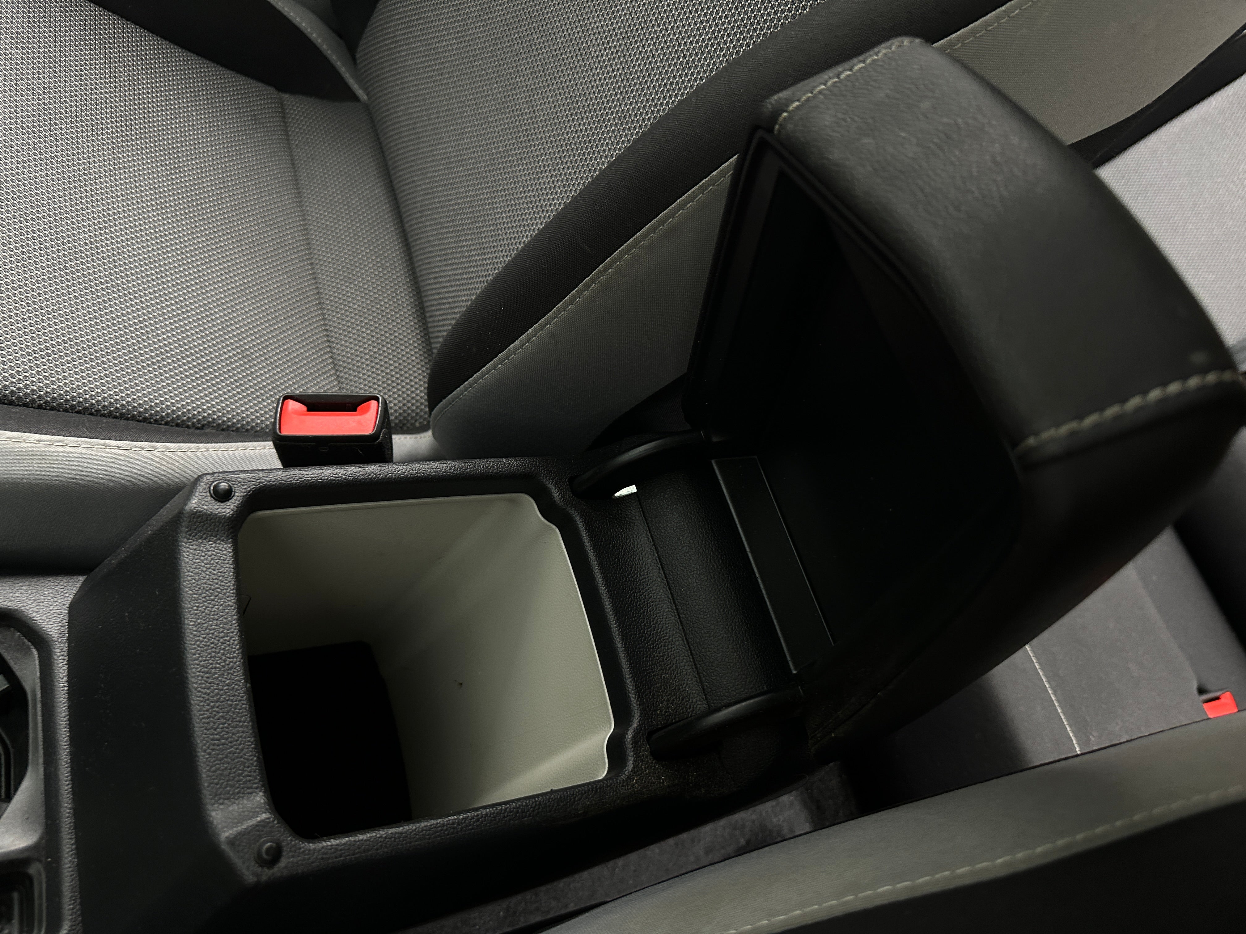 2024 Volkswagen Taos S - Photo 15