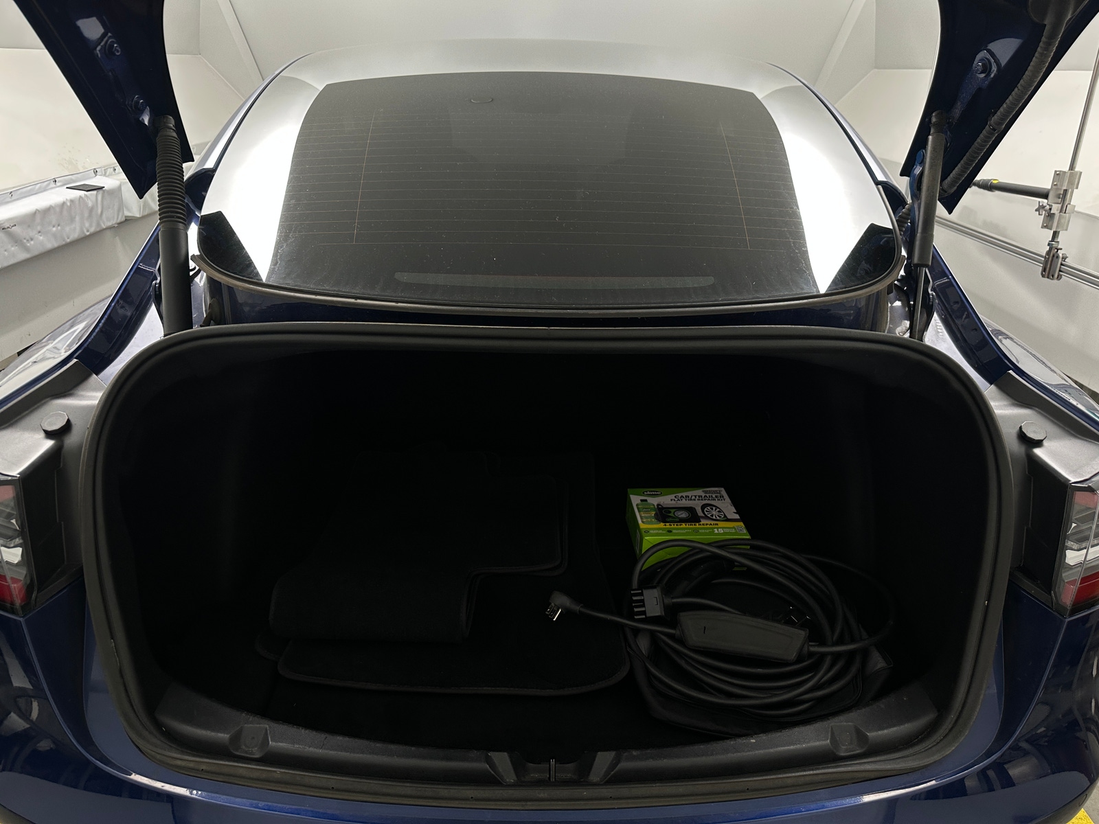 Thumbnail: 2022 Tesla Model 3 - 6