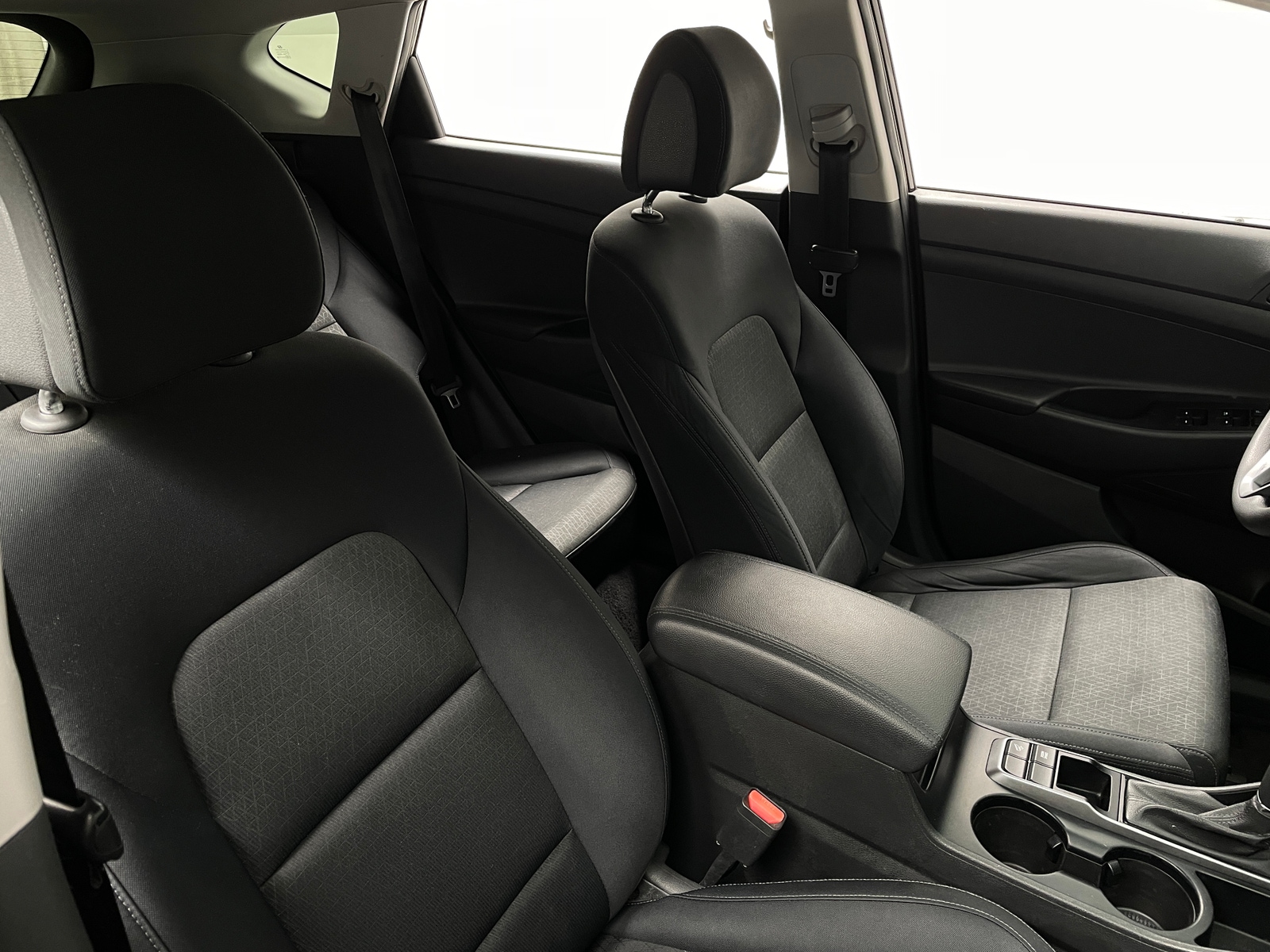 Thumbnail: 2016 Hyundai Tucson - 2