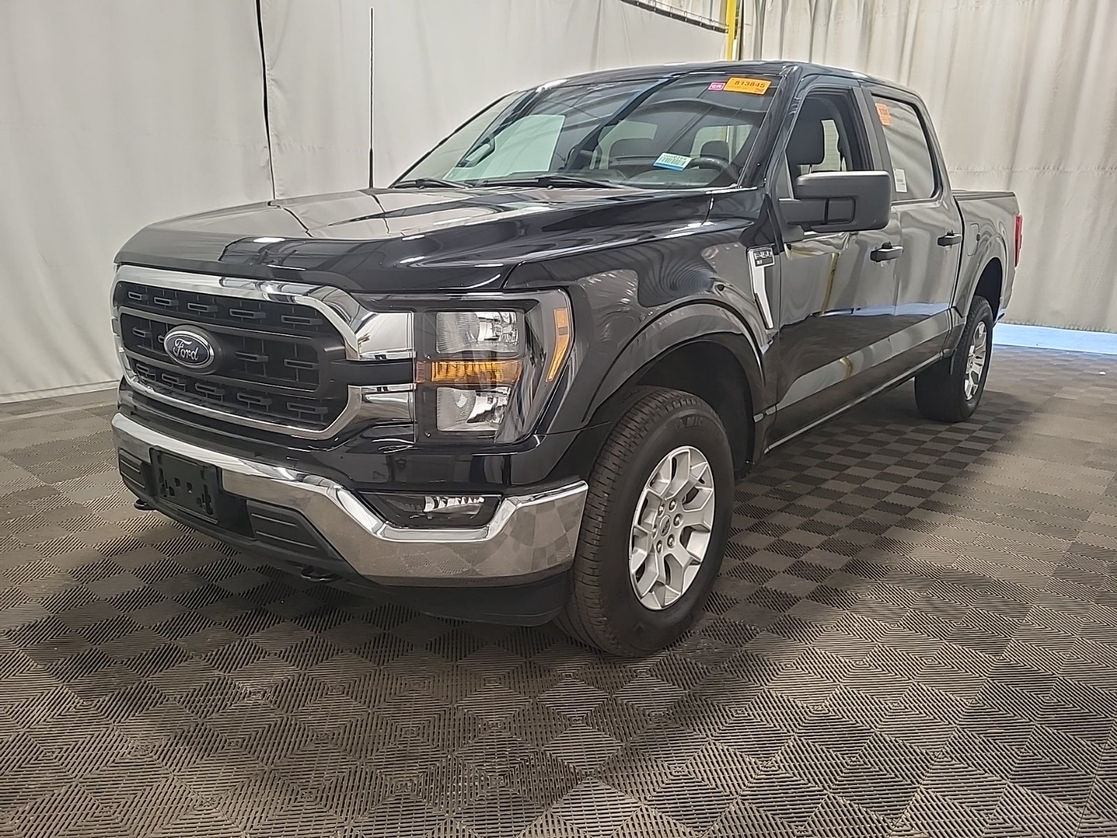 2023 Ford F-150 XLT 4WD Supercrew 5.5' Box
