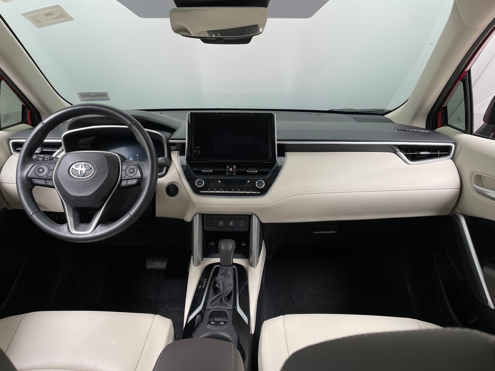 Thumbnail: 2024 Toyota Corolla Cross - 2