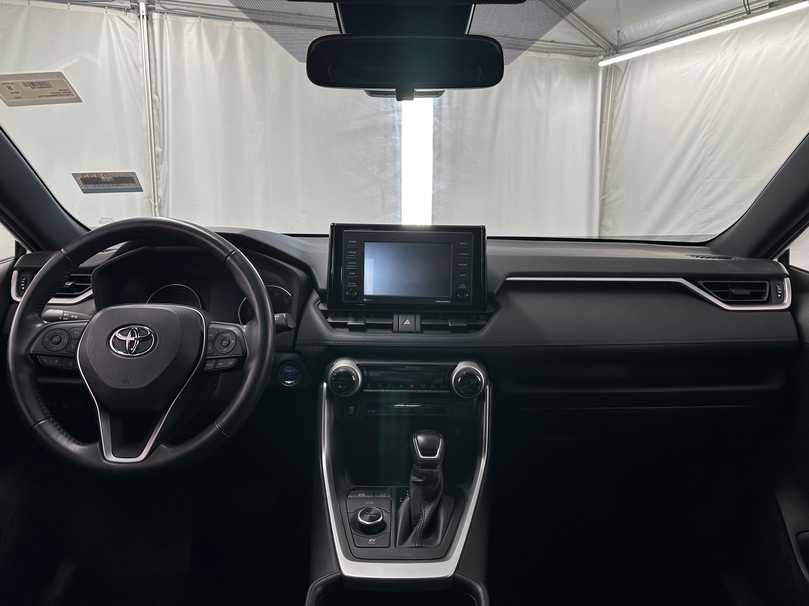 Thumbnail: 2022 Toyota RAV4 - 3