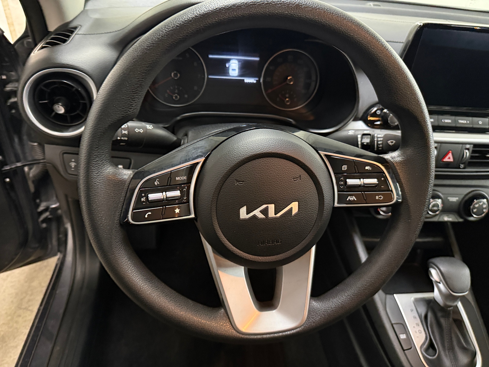 Thumbnail: 2023 Kia Forte - 5