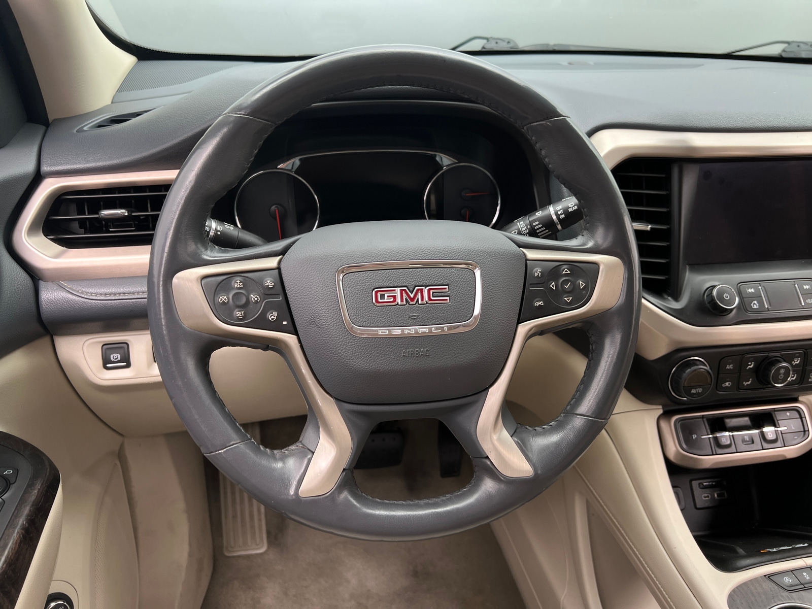 Thumbnail: 2020 GMC Acadia - 4