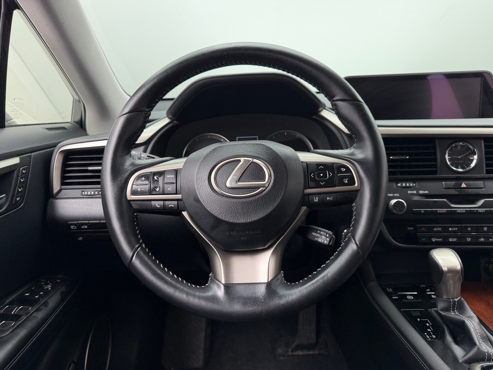 Thumbnail: 2019 Lexus RX - 4