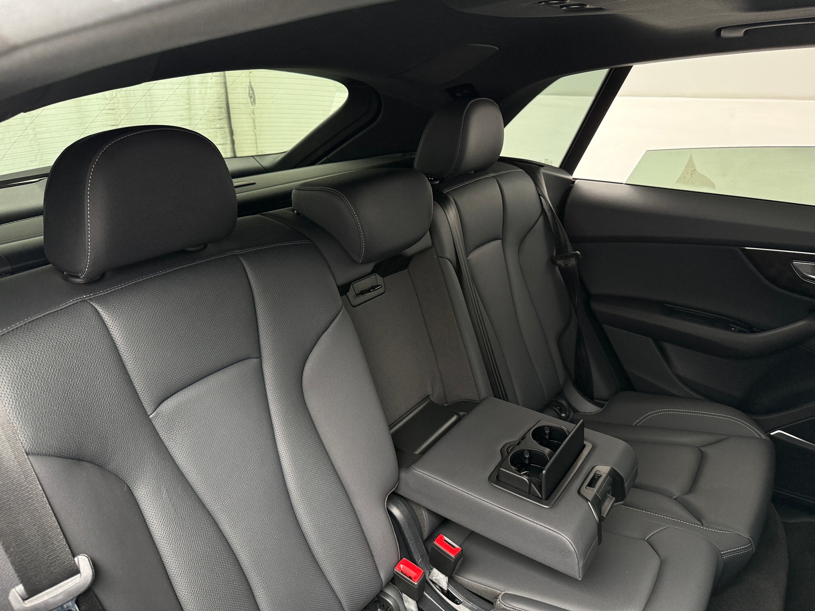 Thumbnail: 2021 Audi Q8 - 5
