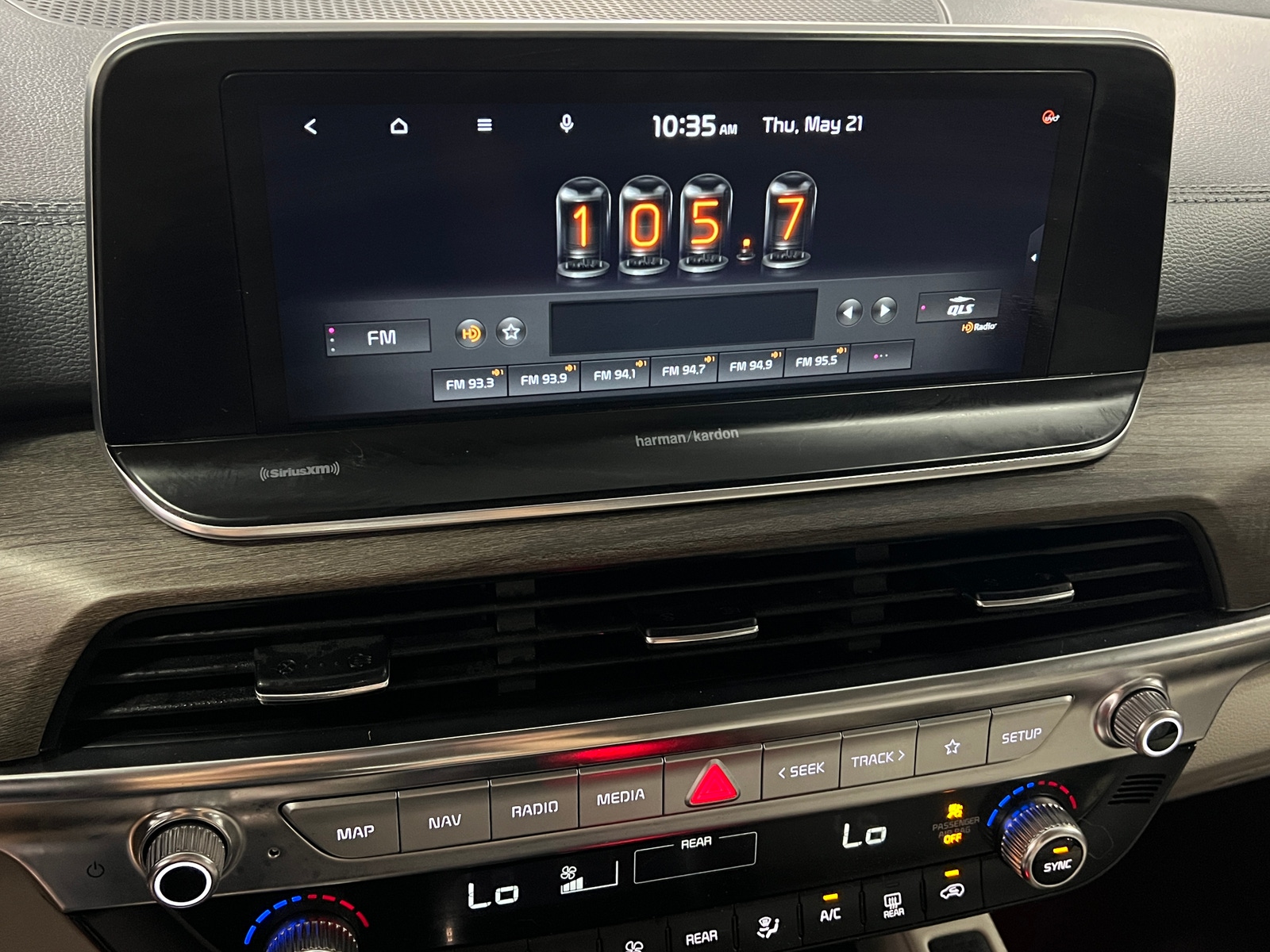 Thumbnail: 2021 Kia Telluride - 3