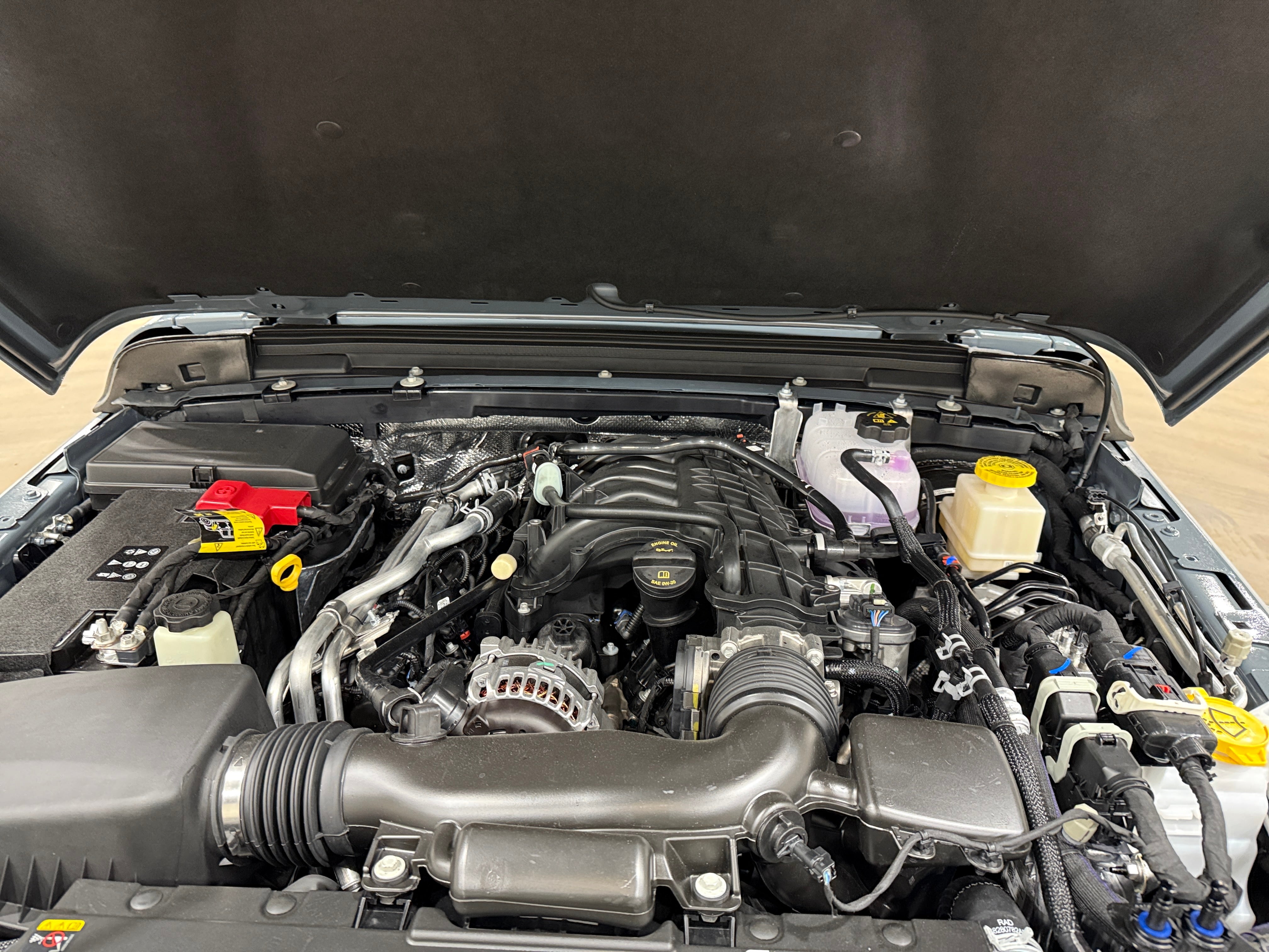 2026 Jeep Gladiator Sahara Auto's photo