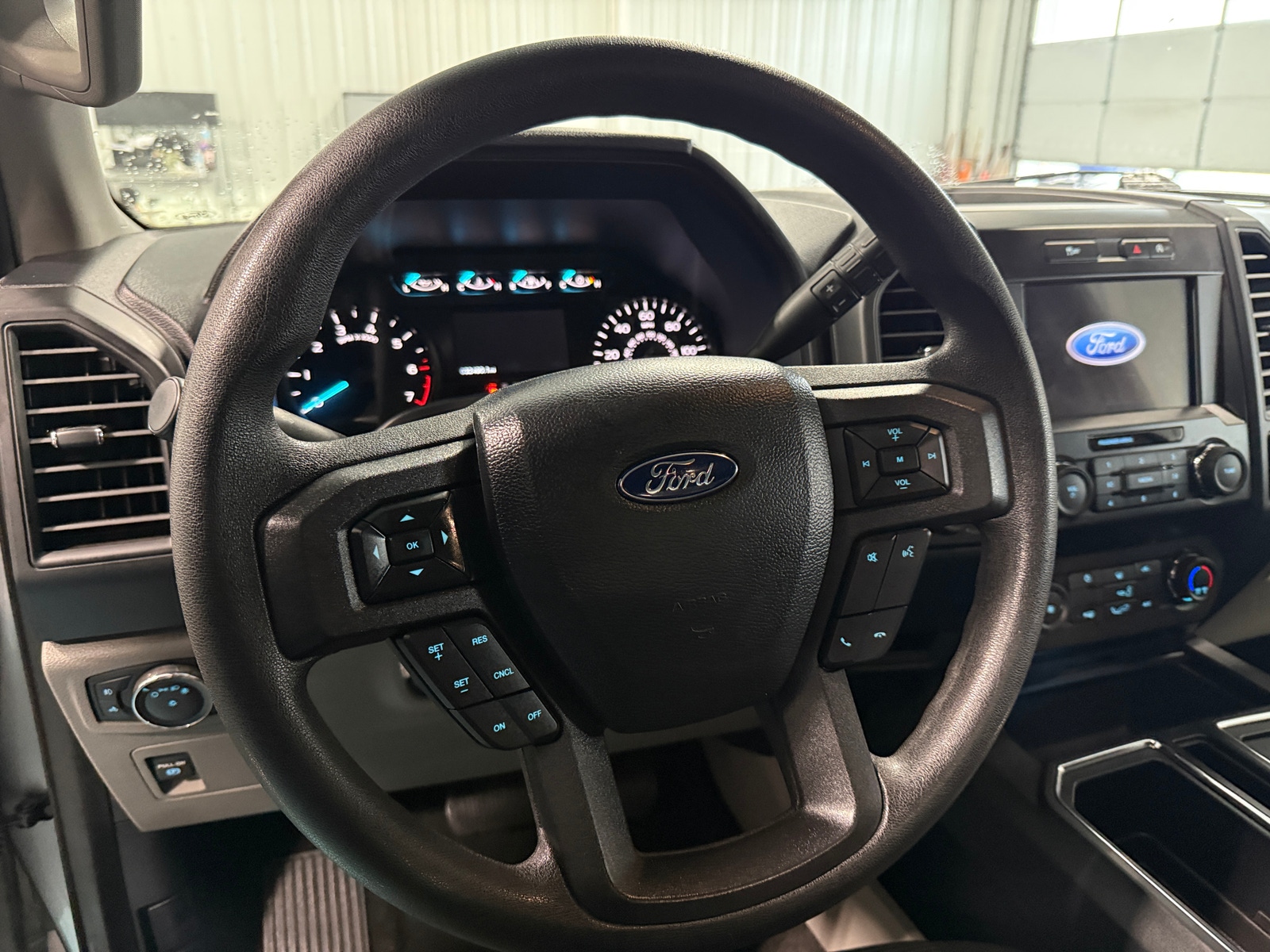 Thumbnail: 2020 Ford Econoline - 5