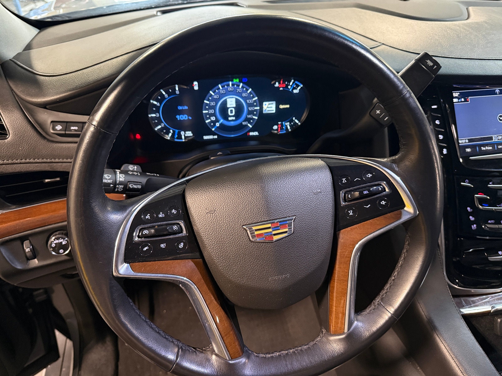 Thumbnail: 2019 Cadillac Escalade - 4